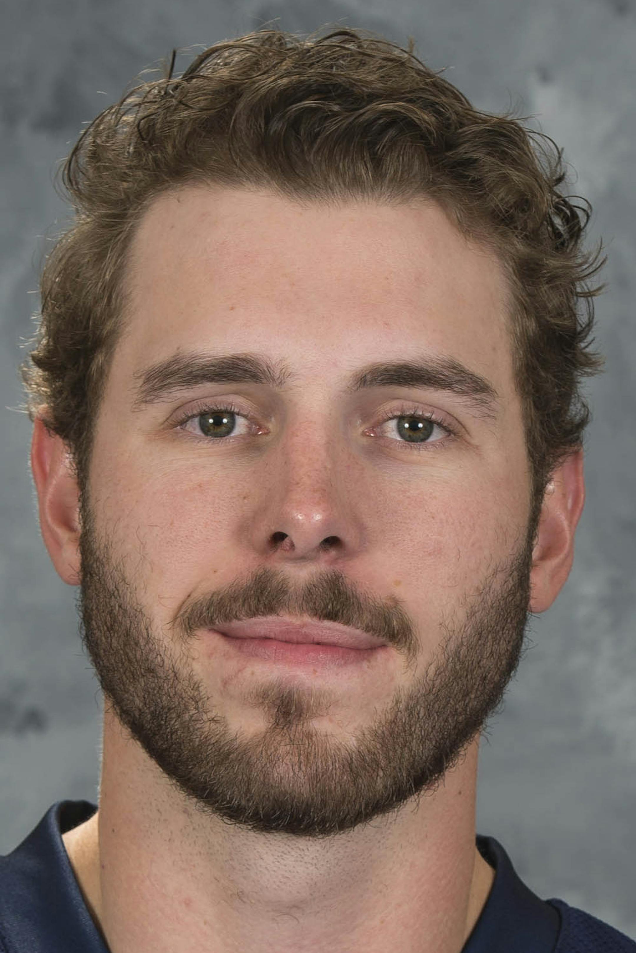 ST. LOUIS, MO - SEPTEMBER 22: Joel Edmundson #6 of the St. Louis Blues poses for his official headshot for the 2016-2017 season on September 22, 2016 in St. Louis, Missouri. (Scott Rovak/NHLI via Getty Images) *** Local Caption *** Joel Edmundson ORG XMIT: 670950365