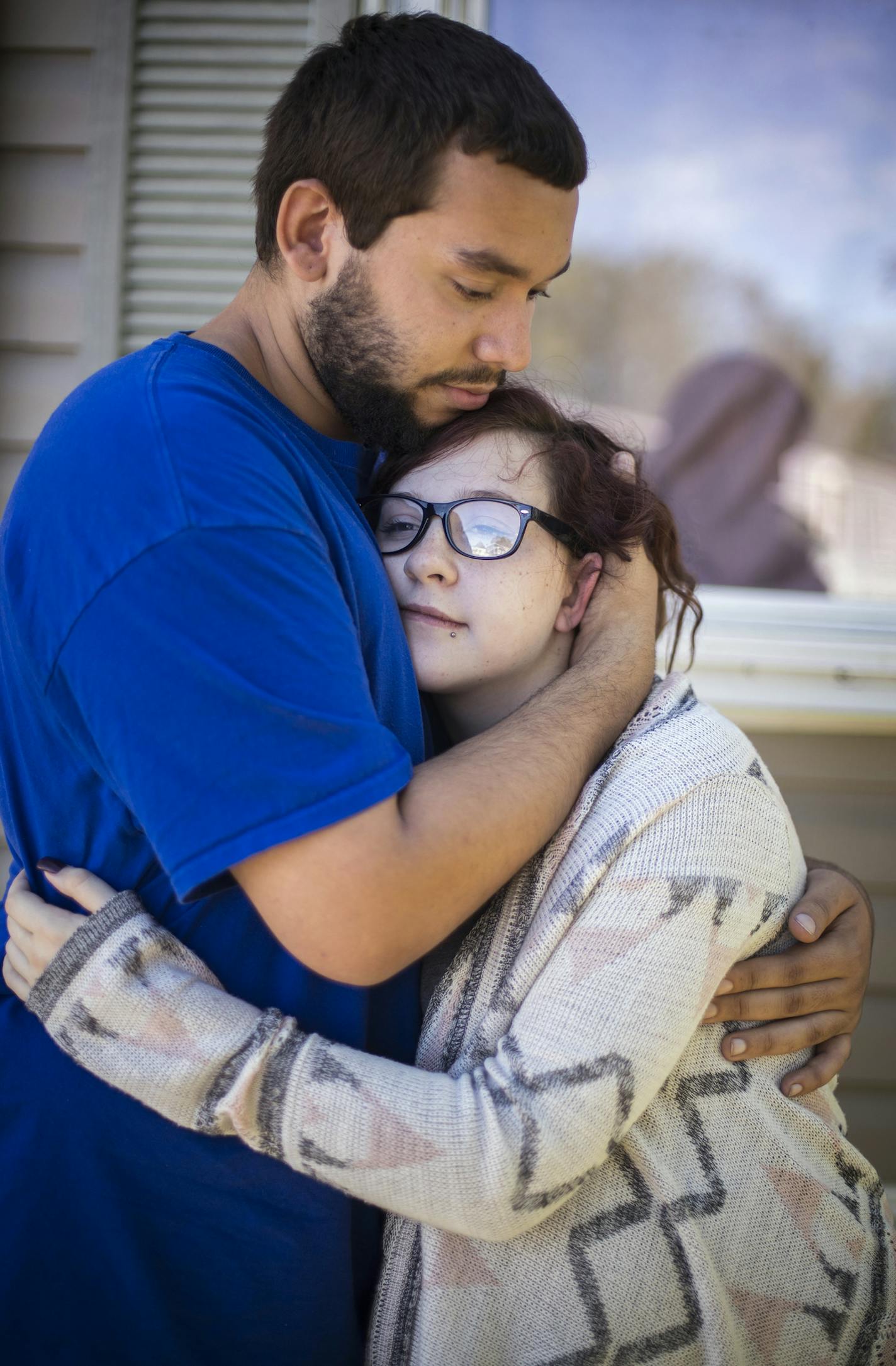 Isaiah Mordal, 22, and his girlfriend Johanna Bohnenkamp, 15, who is 9 months pregnant, were both attacked at Crossroads Mall in St. Cloud. ] (Leila Navidi/Star Tribune) leila.navidi@startribune.com BACKGROUND INFORMATION: Isaiah Mordal, 22, and his girlfriend Johanna Bohnenkamp, 15, who is 9 months pregnant, outside their home in Big Lake on Monday, September 19, 2016. Mordal and Bohnenkamp were both attacked by a man, suspected of being motivated by global terror, who stabbed several people la