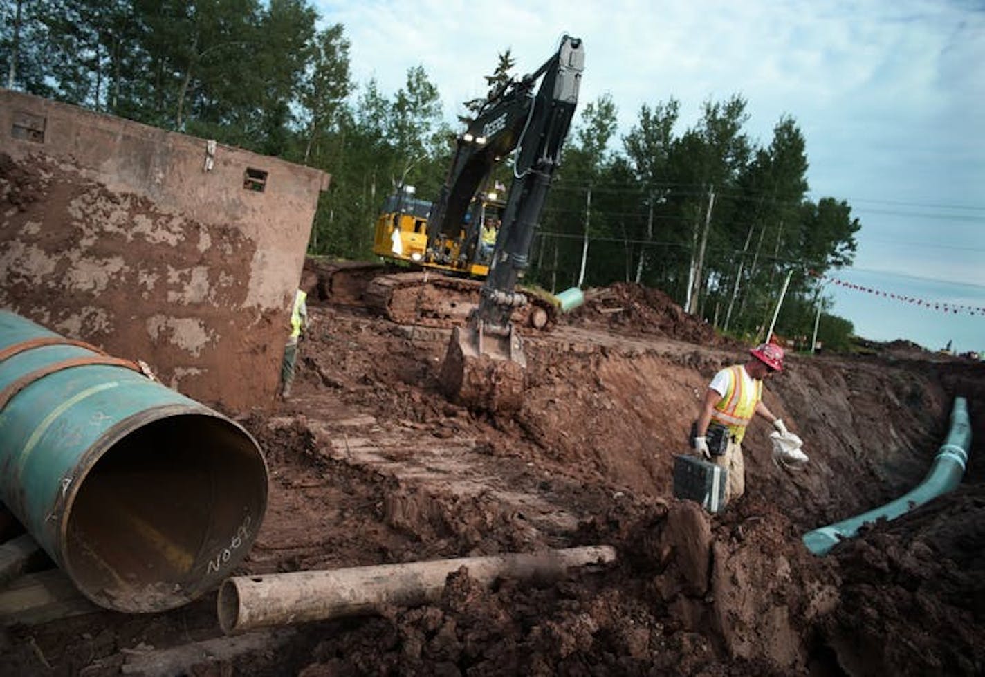 Enbridge Energy has already built a 14-mile stretch of Line 3 from the Minnesota line to its terminal in Superior, Wis., but the rest of the project faces uncertainty. (Richard Tsong-Taatarii/Minneapolis Star Tribune/TNS) ORG XMIT: 1628016