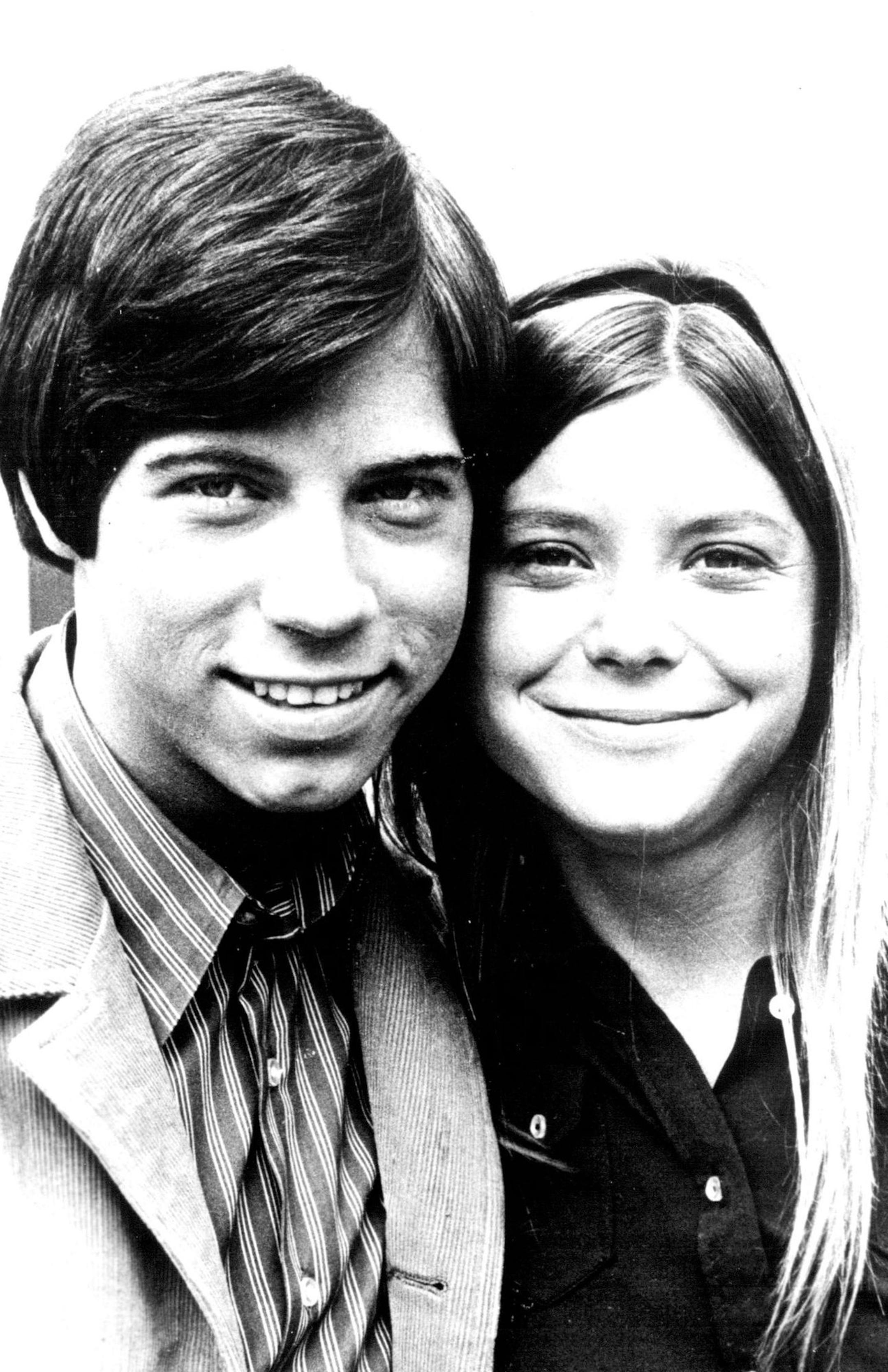December 21, 1970 Stanley Livingston and Ronne Troup 2. Love strikes every fall on "My Three Sons", the very marriage-minded family series. After watching Dad (Fred MacMurray) and two older brothers wed, gawky teenager Chip (Stanley Livingston) eloped with classmate Polly Williams (Ronne Troup) recently leaving Uncle Charley as the next nuptial victim. December 26, 1970 December 27, 1970