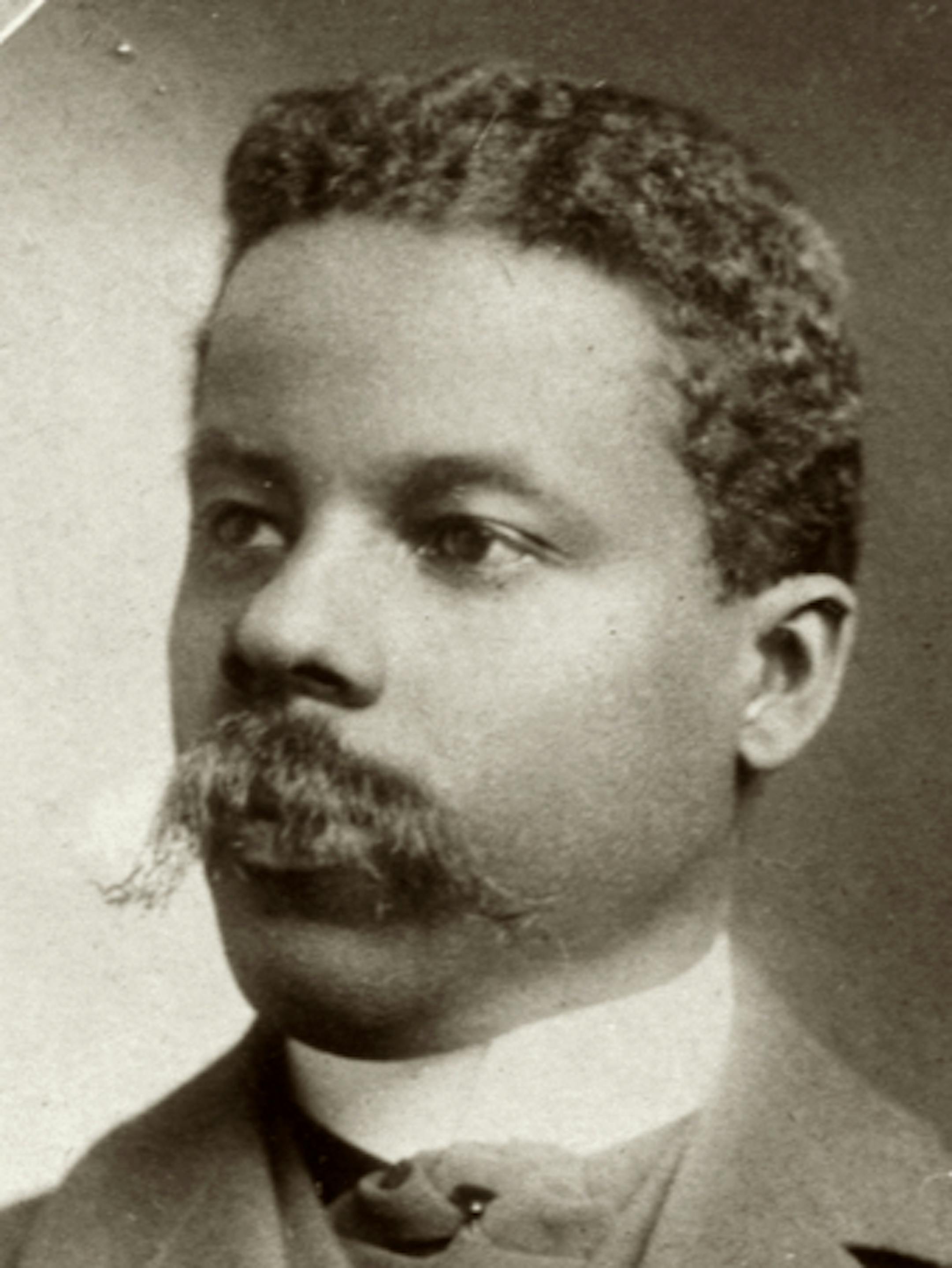 Scan from loan for copy negative on Epson 10000XL scanner ORG XMIT: Documentation