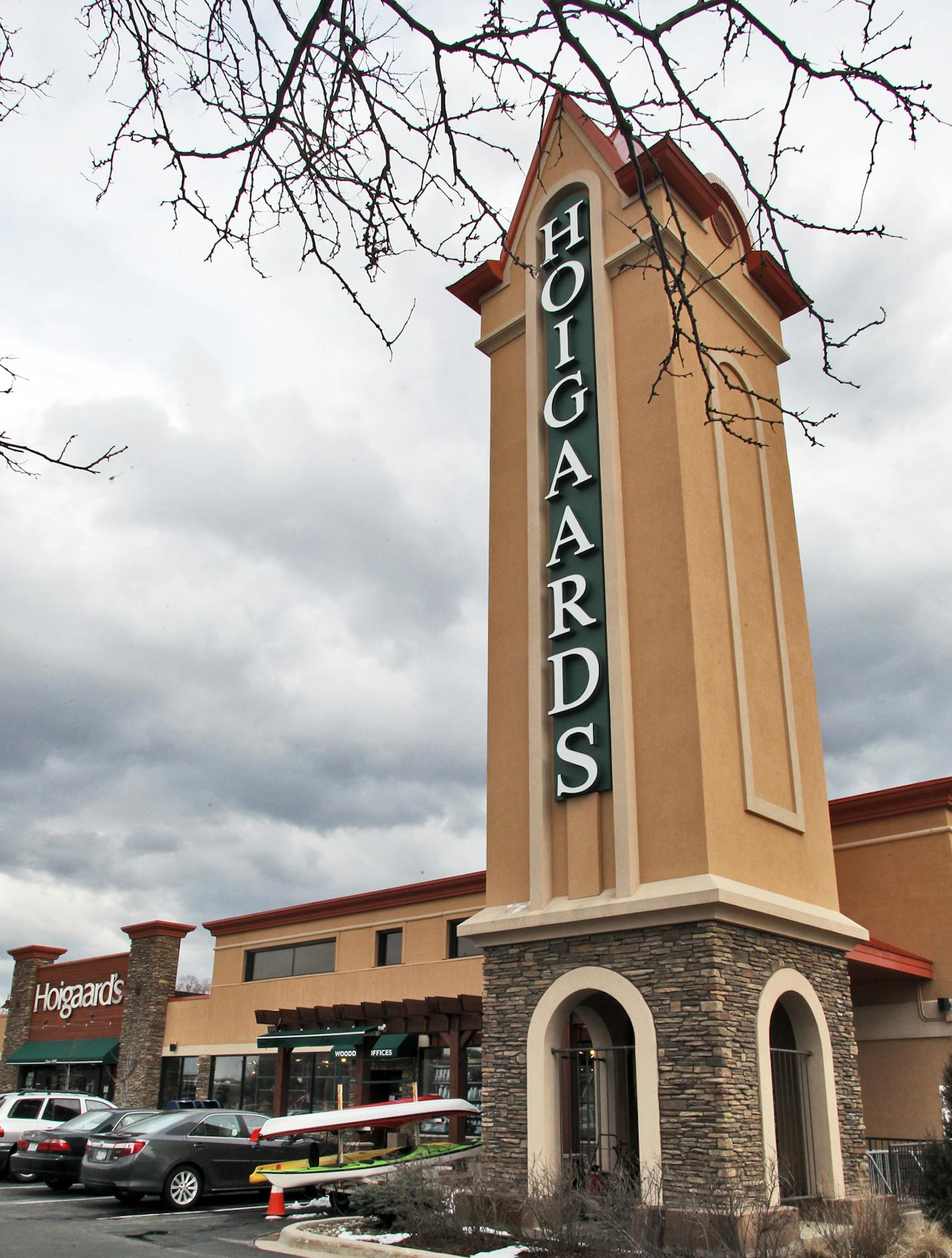 Hoigaard's, the St. Louis Park based sporting goods store, is being sold to Vail Resorts. Exterior of store. (MARLIN LEVISON/STARTRIBUNE(mlevison@startribune.com (cq )