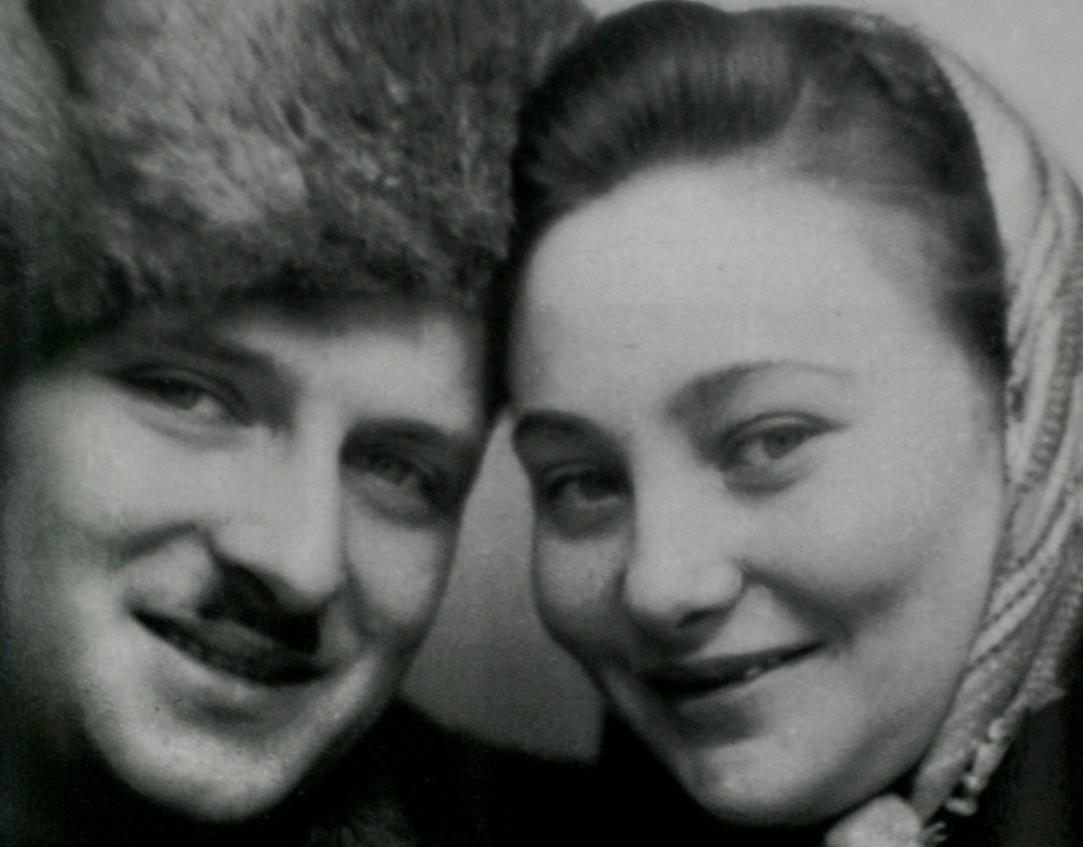 Jerry Holt/Star Tribune 1/27/2005-----------Portrait of Jack and Rochelle Sutin photo taken in 1946. photo courtesy of Sutin family.
GENERAL INFORMATION: Jack and Rochelle." It is based on the memoir of a St. Louis Park couple that s