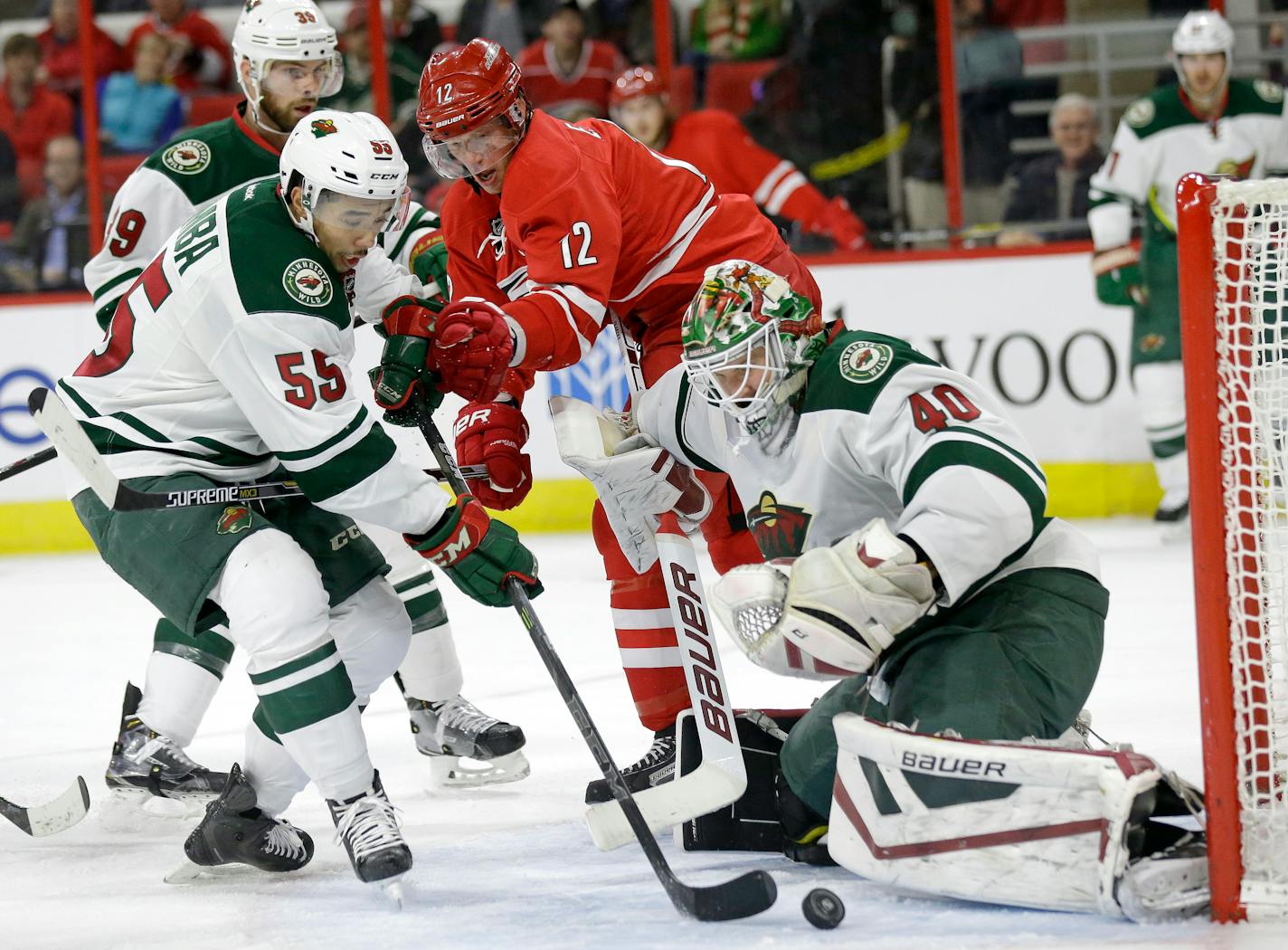 Carolina Hurricanes' Eric Staal (12)