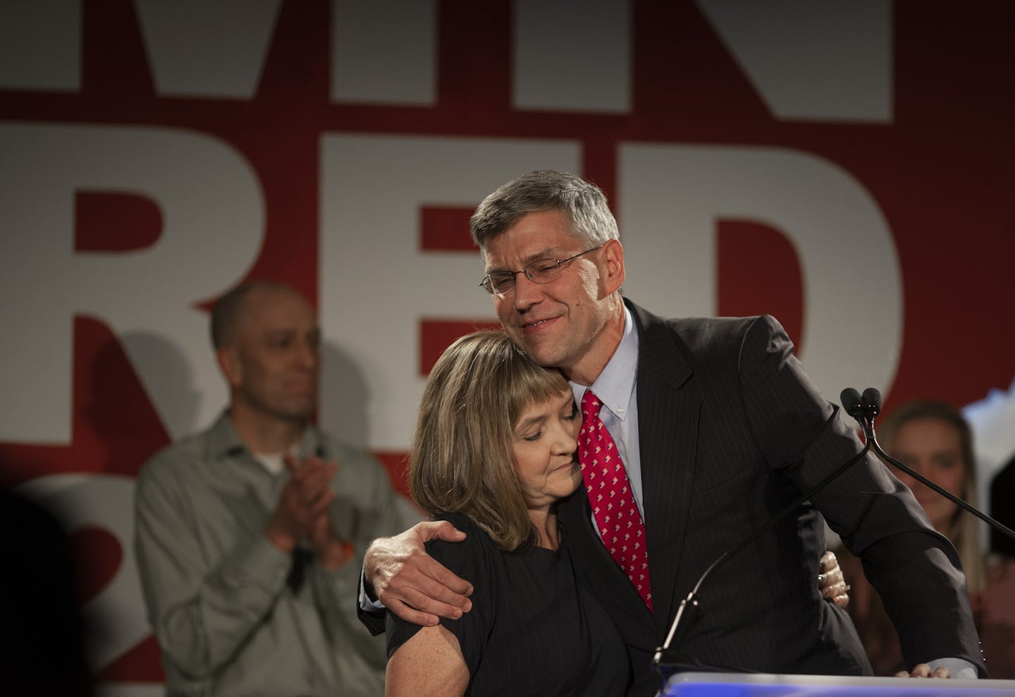 Congressman Erik Paulsen hugged his wife Kelly Paulsen after giving his concession speech at the Republican Party of Minnesota headquarters at the DoubleTree by Hilton Hotel Tuesday 6, 2018 in Bloomington, MN.] Jerry Holt &#xef; Jerry.holt@startribune.com