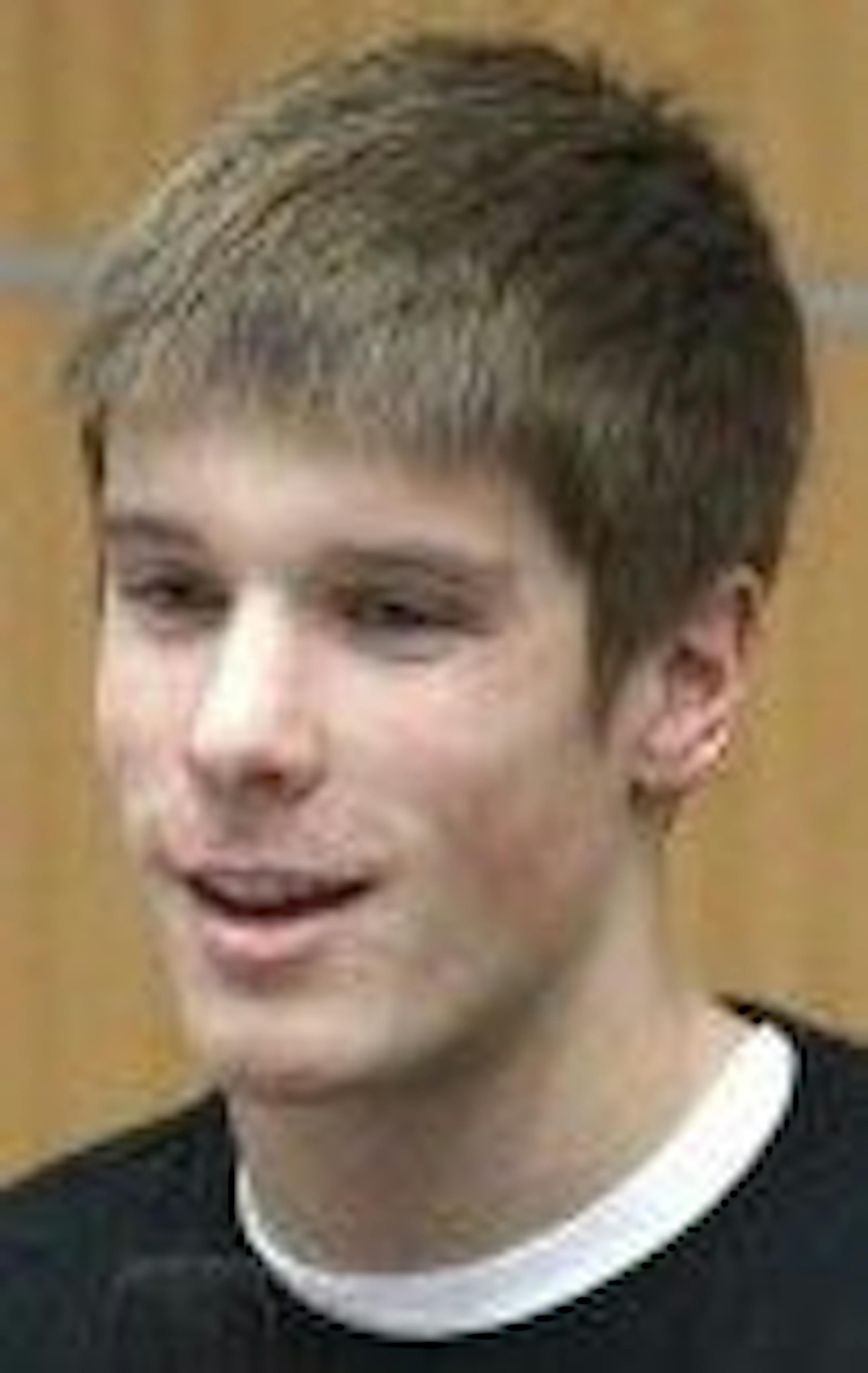 Noah Busch, Minnetonka swimming