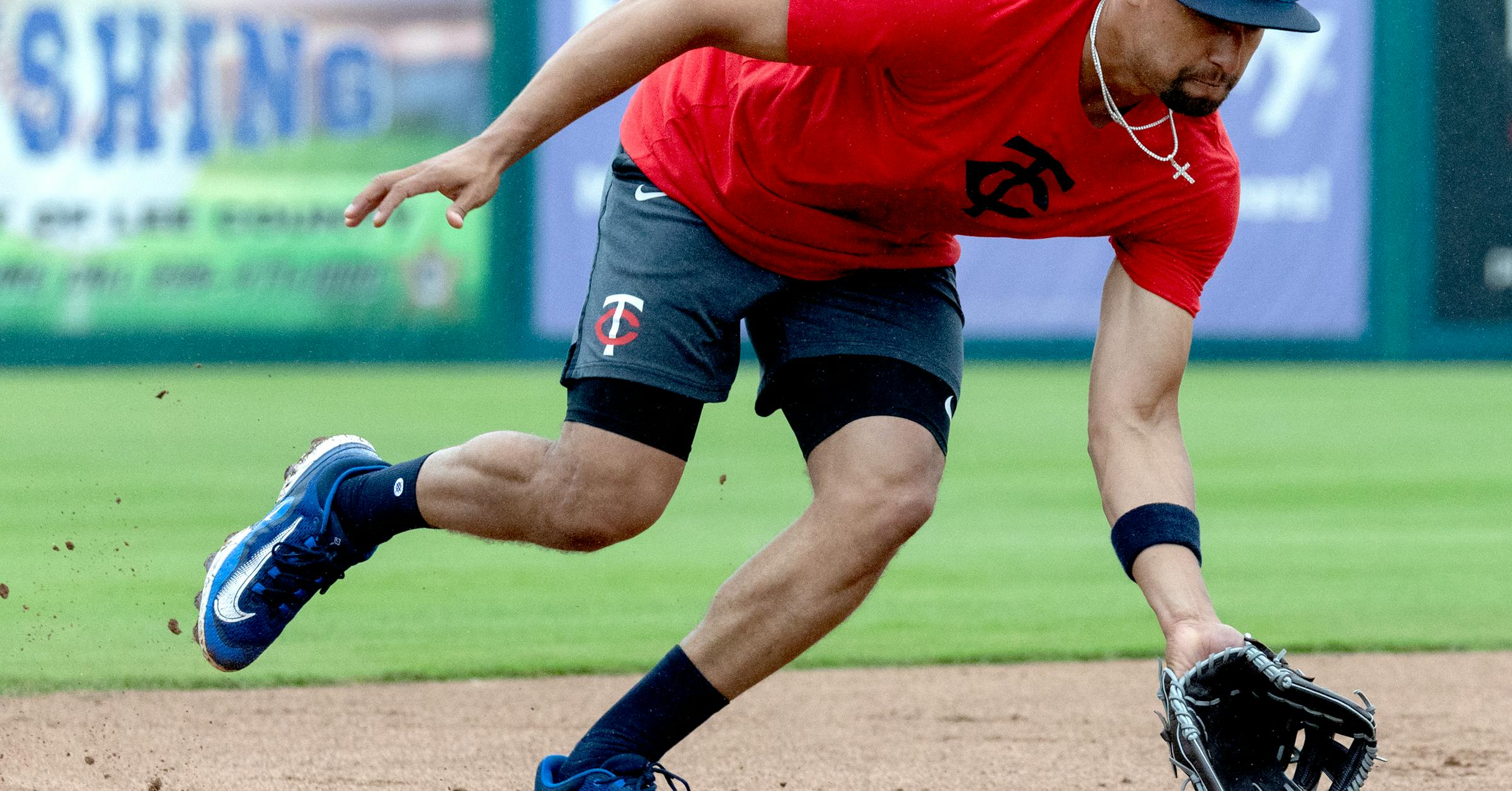 Royce Lewis returns to Twins, along with Willi Castro; Edouard Julien sent down