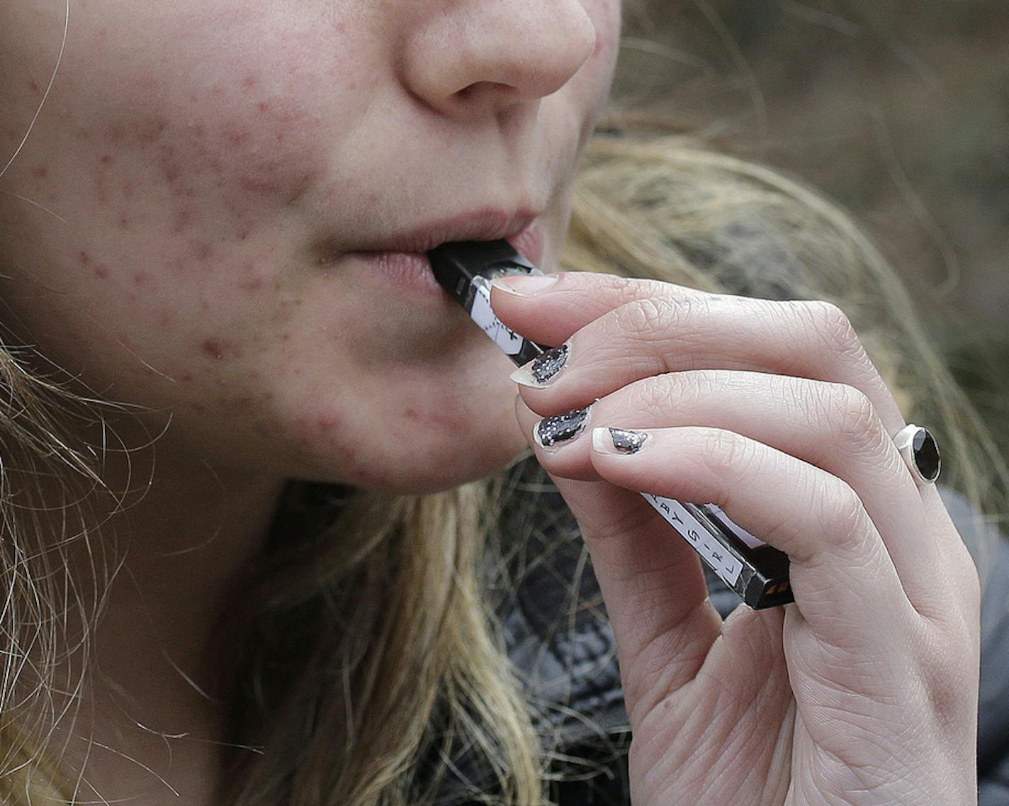 After having issued general warnings before, this is the first time Minnesota health officials have issued a public notice directly linking the use of vaping products to specific patient illnesses.