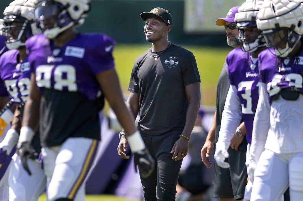 Vikings GM Kwesi Adofo-Mensah worked for the 49ers as manager of football research and development from 2013-19.