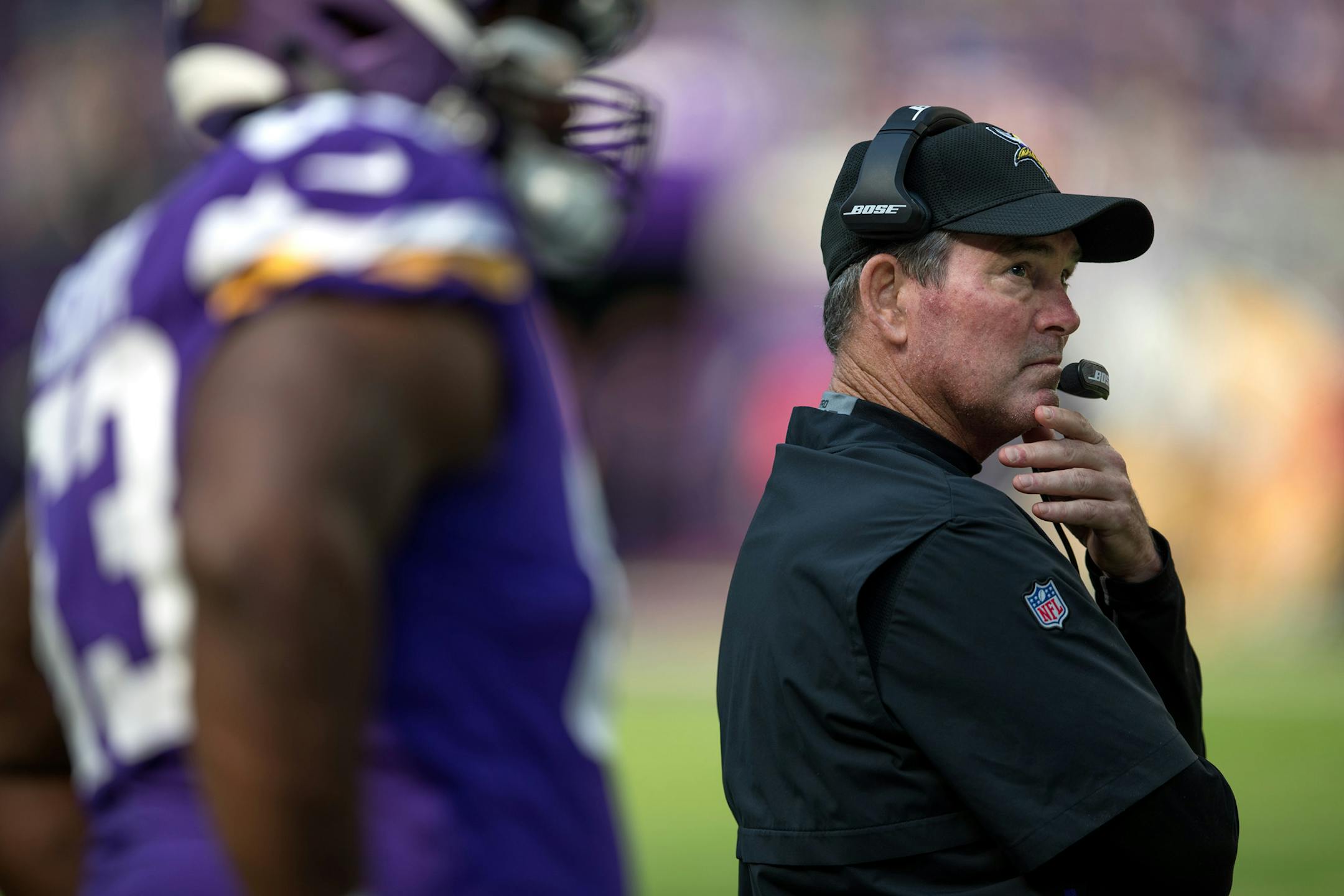 Vikings head coach Mike Zimmer watched from the sidelines late in the forth quarter at US Bank Stadium Sunday September 23, 2018 in Minneapolis, MN. ] JERRY HOLT ï jerry.holt@startribune.com