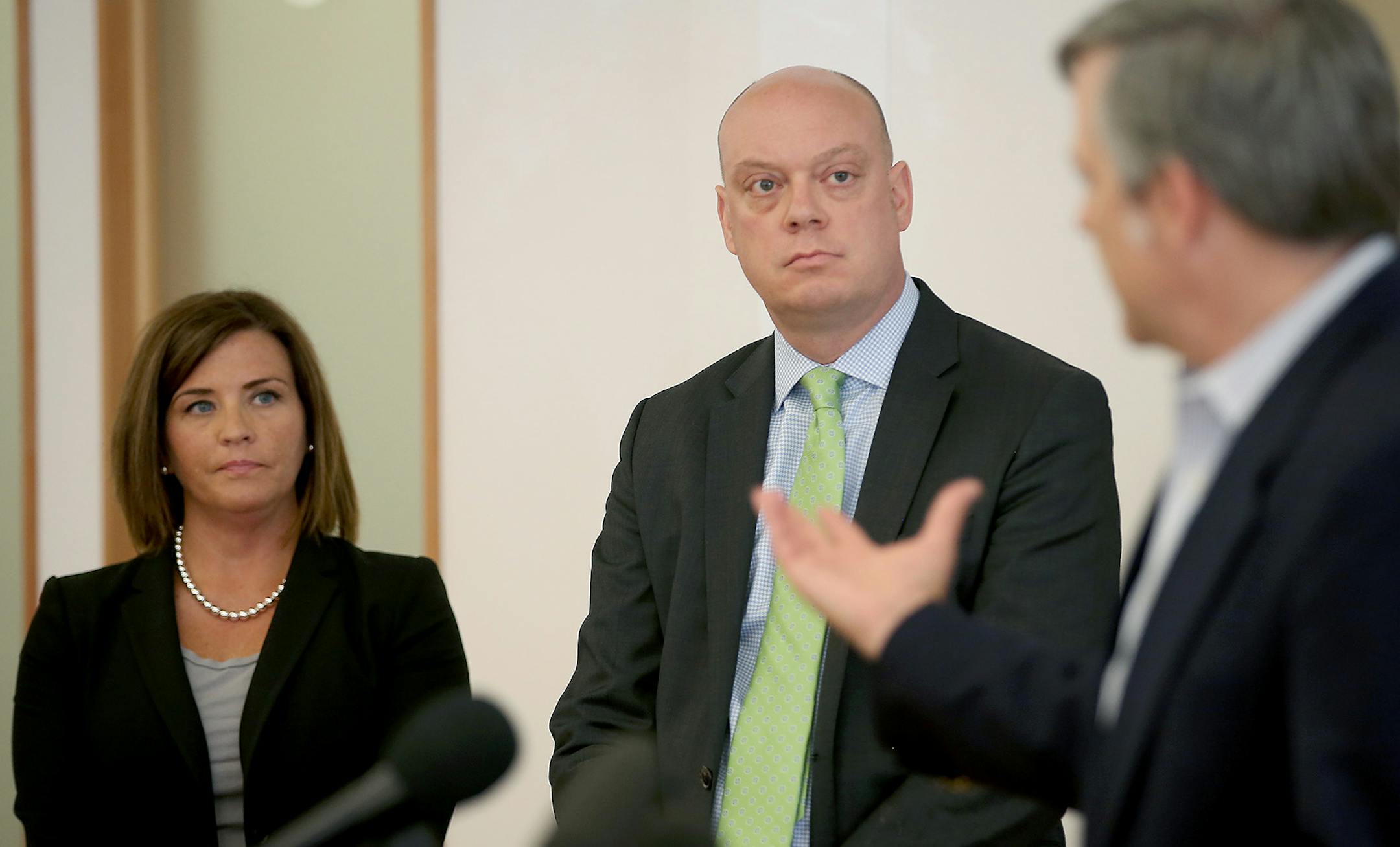 MNsure Board Chair Brian Beutner introduced newly appointed MNsure CEO Allison O'Toole after announcing CEO Scott Leitz's resignation during a press conference, Monday, May 4, 2015 in St. Paul, MN. ] (ELIZABETH FLORES/STAR TRIBUNE) ELIZABETH FLORES • eflores@startribune.com