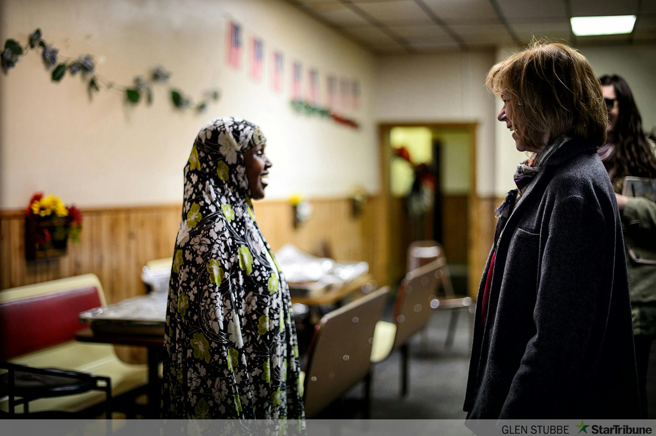 Lt. Governor candidate and Mark Dayton's running mate Tina Smith talked with Sahro A. Farah, owner of Bihi Restaurant in Willamar, MN.      ]   GLEN STUBBE * gstubbe@startribune.com   Saturday, April 12, 2014