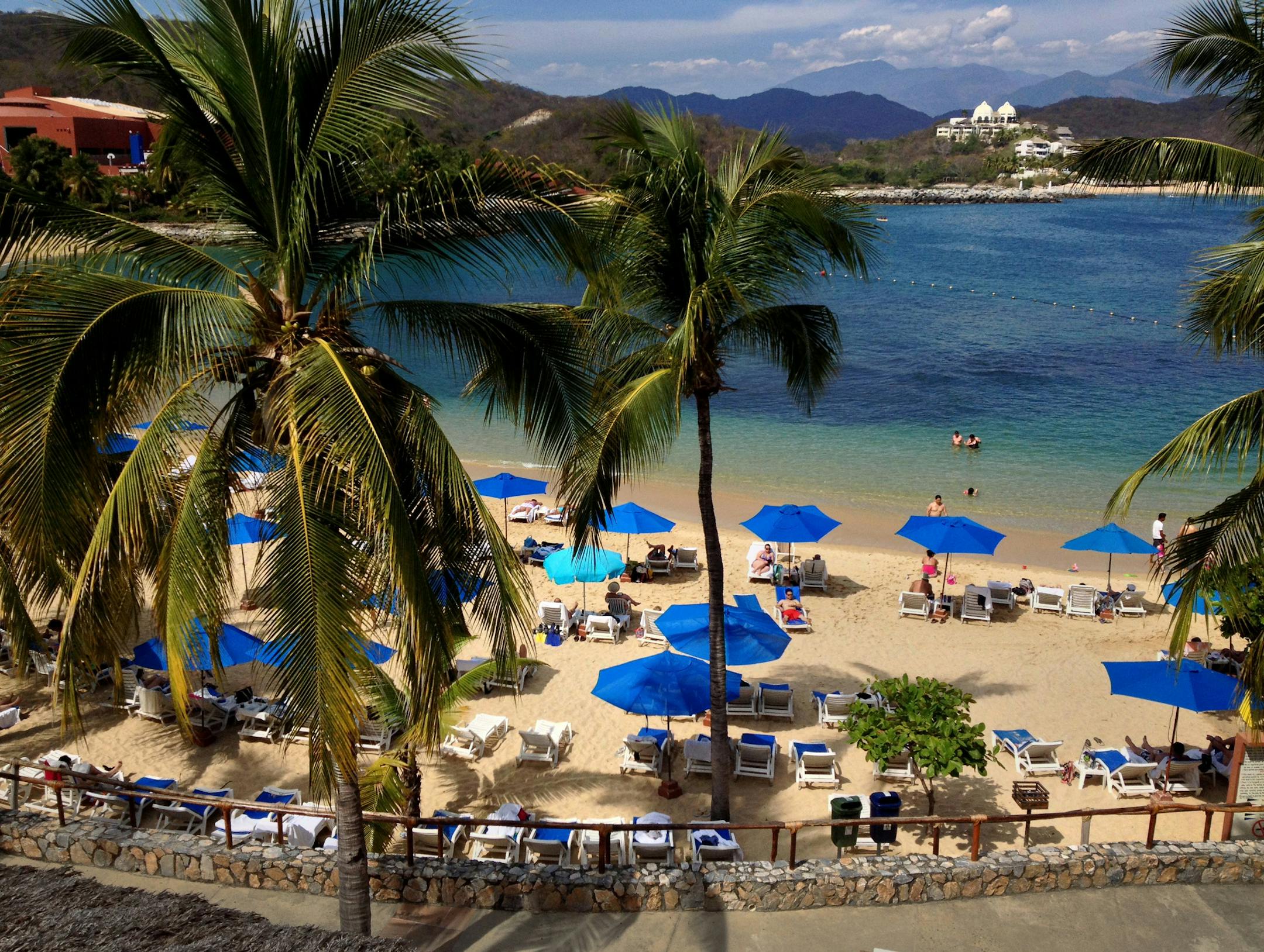 2: View of Tangolunda Bay from Las Brisas Resort in Huatulco, Mexico. ] MITCH RAUK