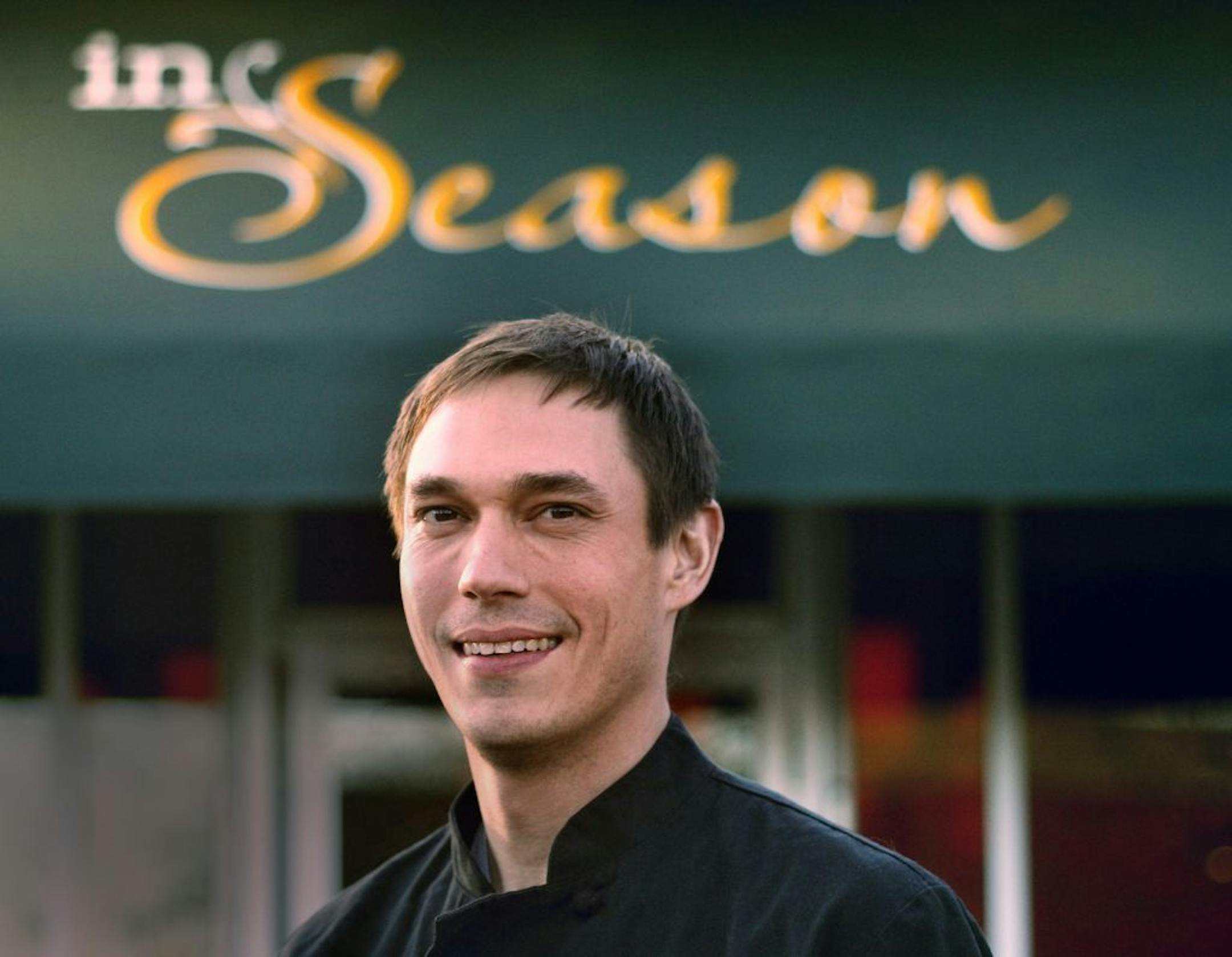 Don Saunders, In Season, 5416 Penn Av. S. one of five area chefs that share tips for making great meals with Thanksgiving leftovers [ TOM WALLACE • twallace@startribune.com _ Assignments #20020651A_ November 15, 2011_ SLUG: rn1124_ EXTRA INFORMATION: Names (CQ) by Rick Nelson and chefs, Beth Fisher, Wise Acre Eatery, 5401 Nicollet Av. S., 612-354-2577, Ann Kim, Pizzeria Lola, 5557 Xerxes Av. S., 612 964 5633, Ben Pichler, Grand Cafe, 3804 Grand Av S., 612 432 1797, Don Saunders, In Season, 5416