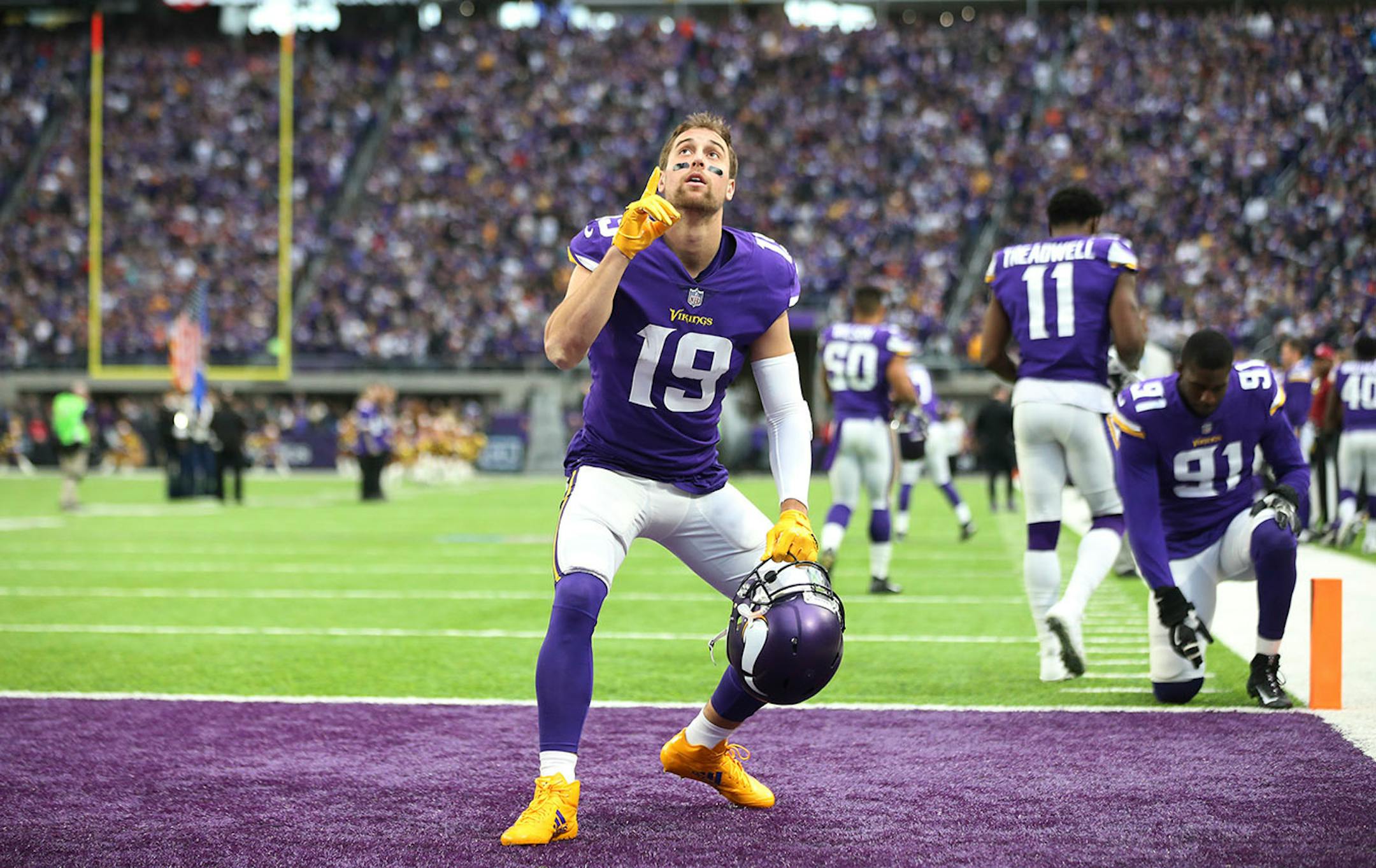 Minnesota Vikings wide receiver Adam Thielen (19) pointed the sky after praying before the start of the game at U.S.Bank Stadium Sunday December 17, 2017 in Minneapolis, MN.