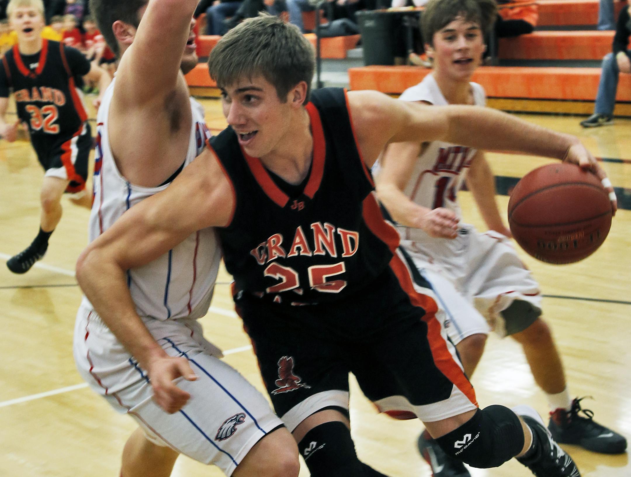 Profile of Grand Rapids High School basketball player Alex Illikainen in a recent game with Pequot Lakes. (MARLIN LEVISON/STARTRIBUNE(mlevison@startribune.com)