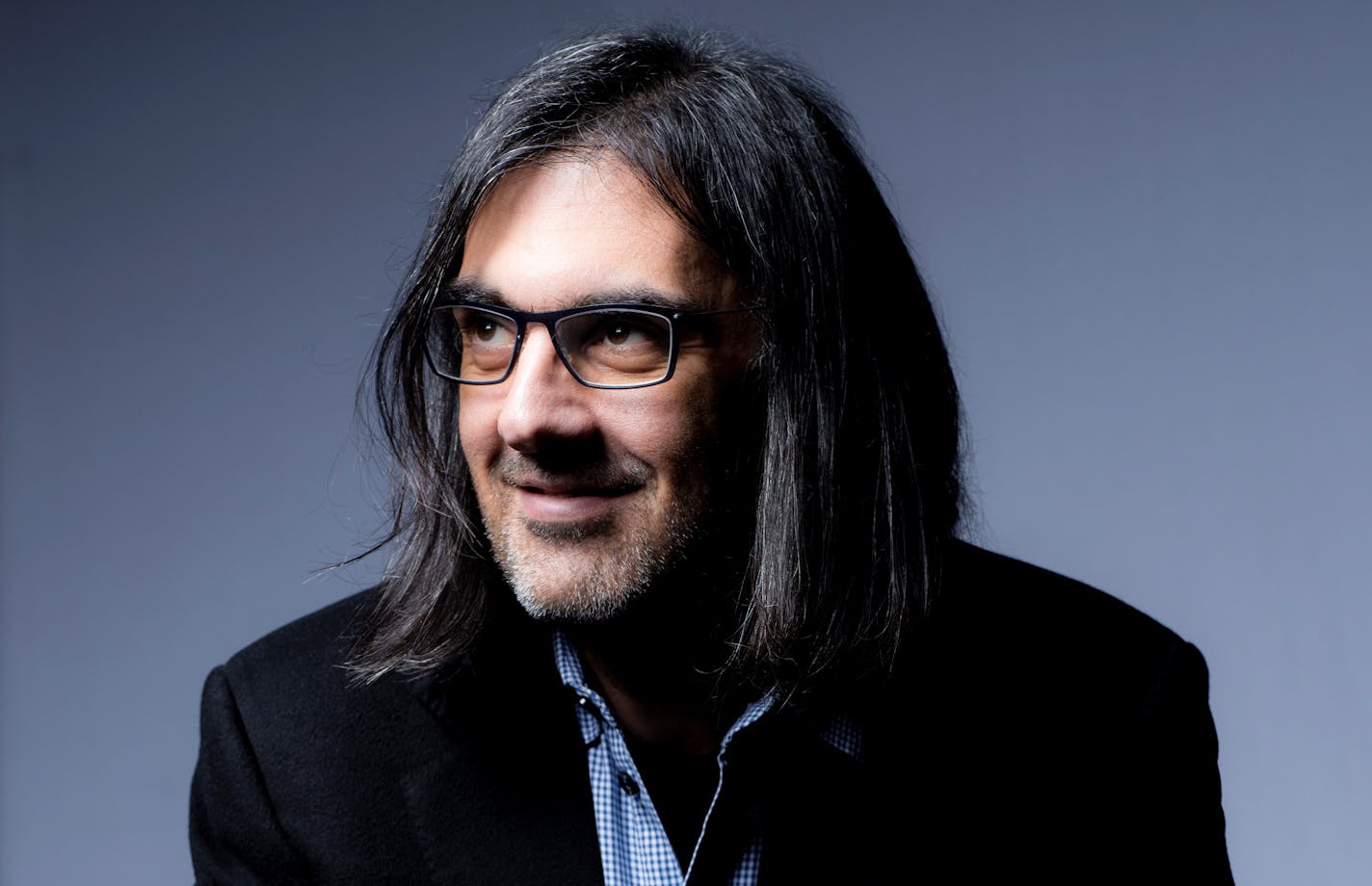 Portrait of Leonidas Kavakos.