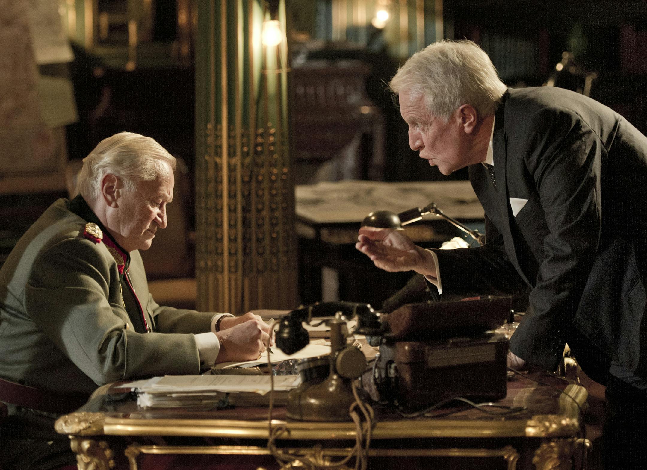 Niels Arestrup as General Dietrich von Choltitz and Andr√© Dussollier as Consul Raoul Nordling in DIPLOMACY. A film by Volker Schl√∂ndorff. A Zeitgeist Films release. Photo: J√©r√¥me Pr√©bois