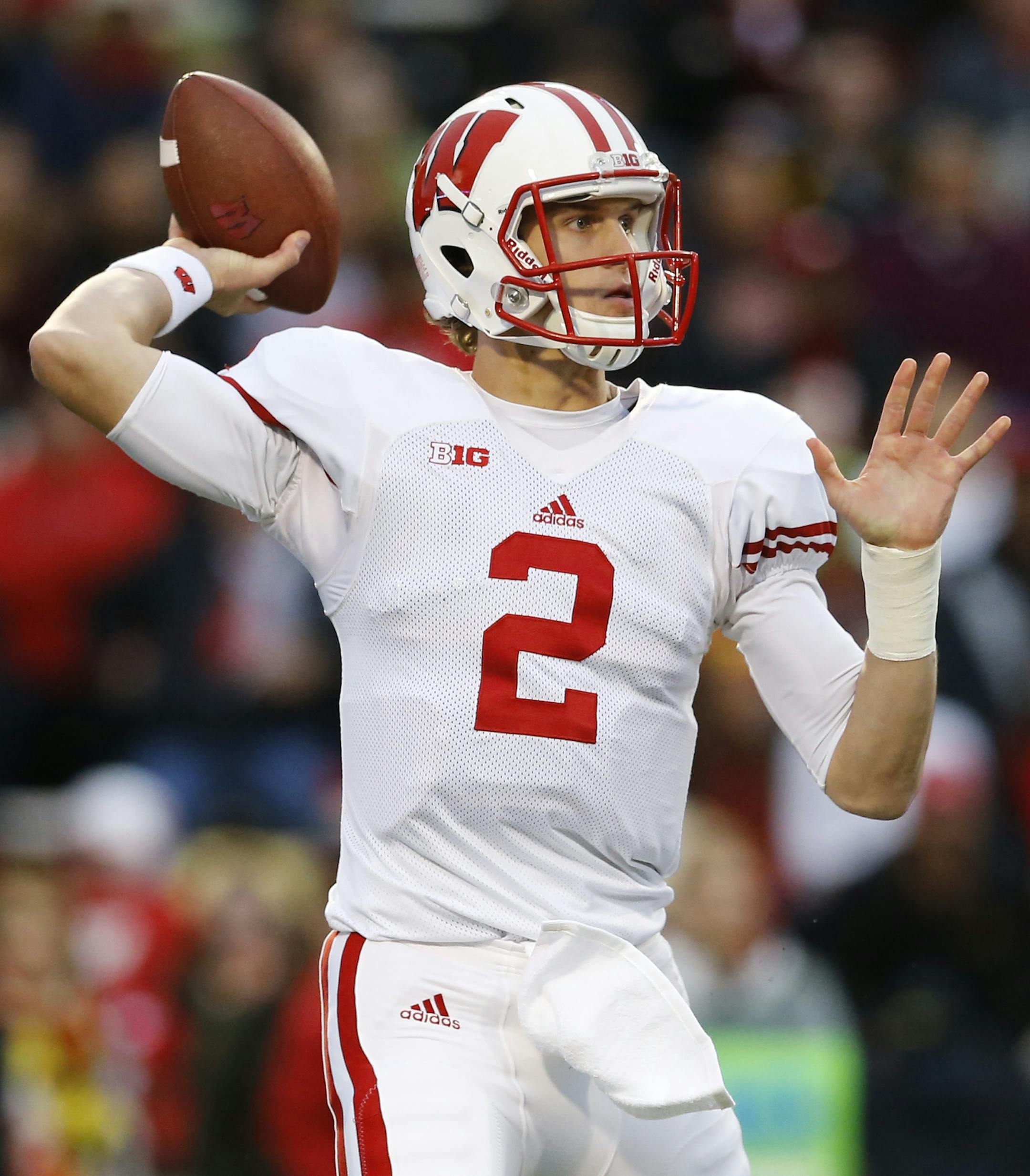 Wisconsin quarterback Joel Stave throws to a receiver in the first half of an NCAA college football game&#x2020;against Maryland, Saturday, Nov. 7, 2015, in College Park, Md. (AP Photo/Patrick Semansky)