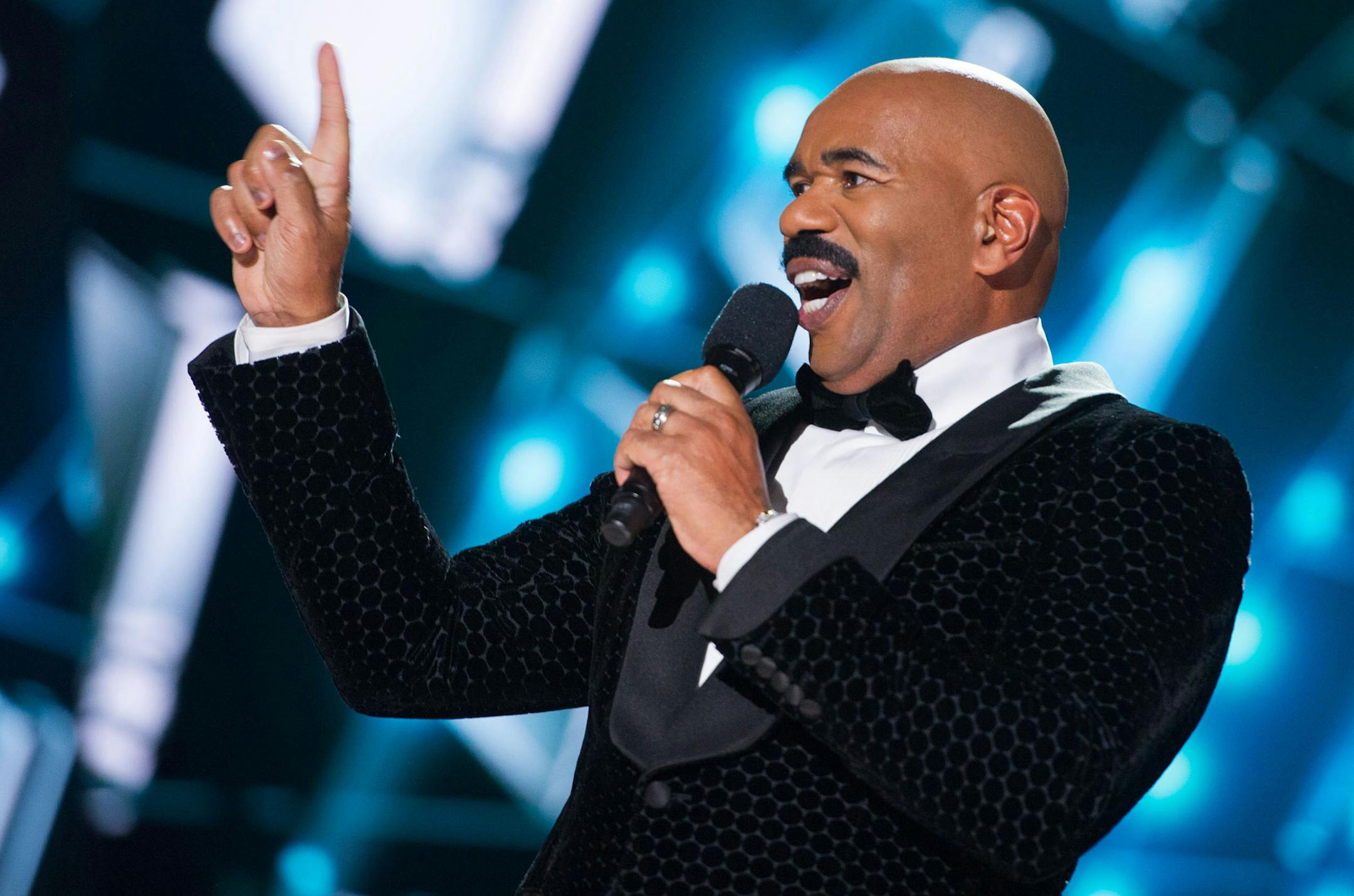 Steve Harvey hosts the 2015 Miss Universe Telecast on Dec. 20, 2015 in Las Vegas, Nev. (Darren Decker/Presna Internacional/Zuma Press/TNS) ORG XMIT: 1193806
