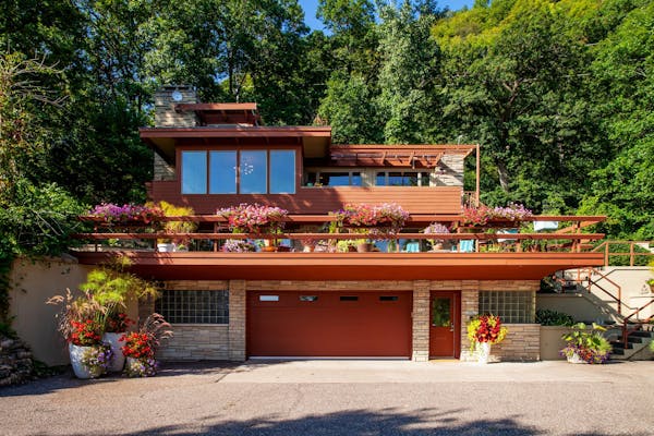 Midcentury 'bunker house' on Wisconsin river bluff lists for $1 million