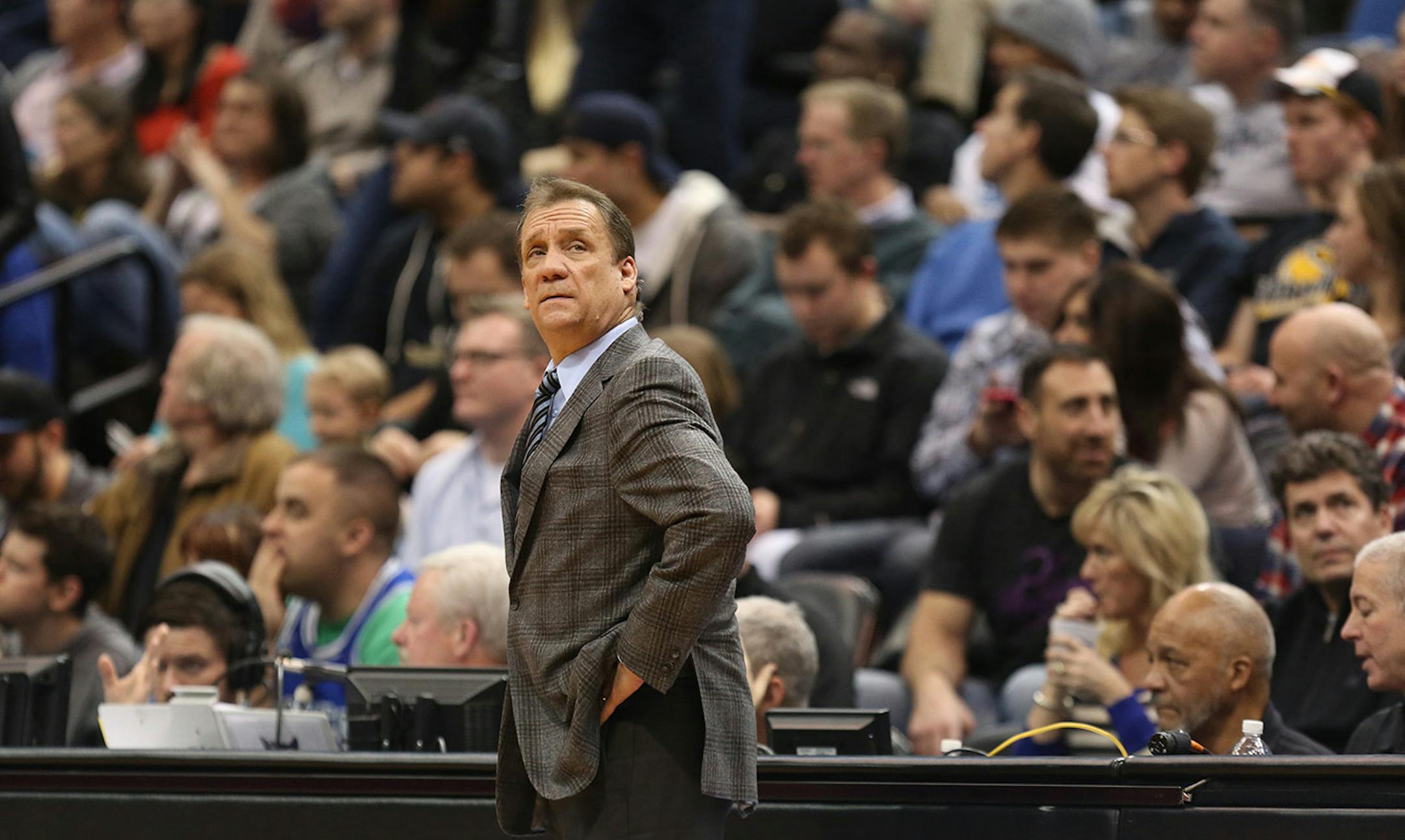 Wolves coach Flip Saunders.