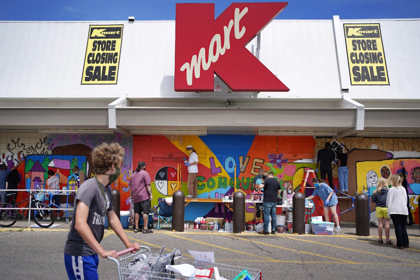 Kmart exterior mural painting before demolition