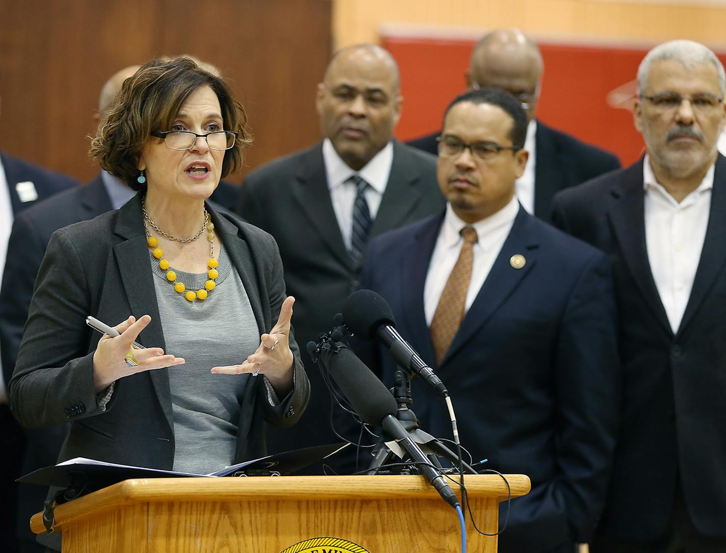 Minneapolis Mayor Betsy Hodges showed her frustration along with other community members as they brought forward concerns about the continued presence of protestors at the 4th Police Precinct, during a press conference at the Fairview Recreation Center, Monday, November 30, 2015 in Minneapolis, MN. ] (ELIZABETH FLORES/STAR TRIBUNE) ELIZABETH FLORES &#x2022; eflores@startribune.com