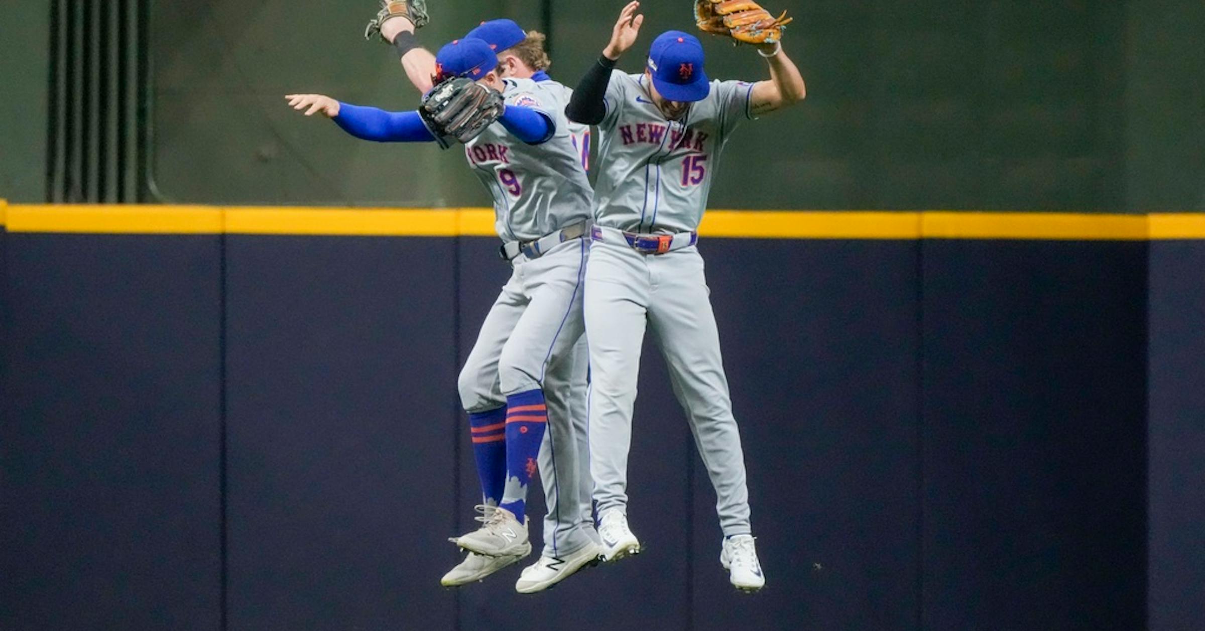 Mets continue wild ride with 8-4 win over Brewers in playoff opener Mets continue wild ride with 8-4 win over Brewers in playoff opener