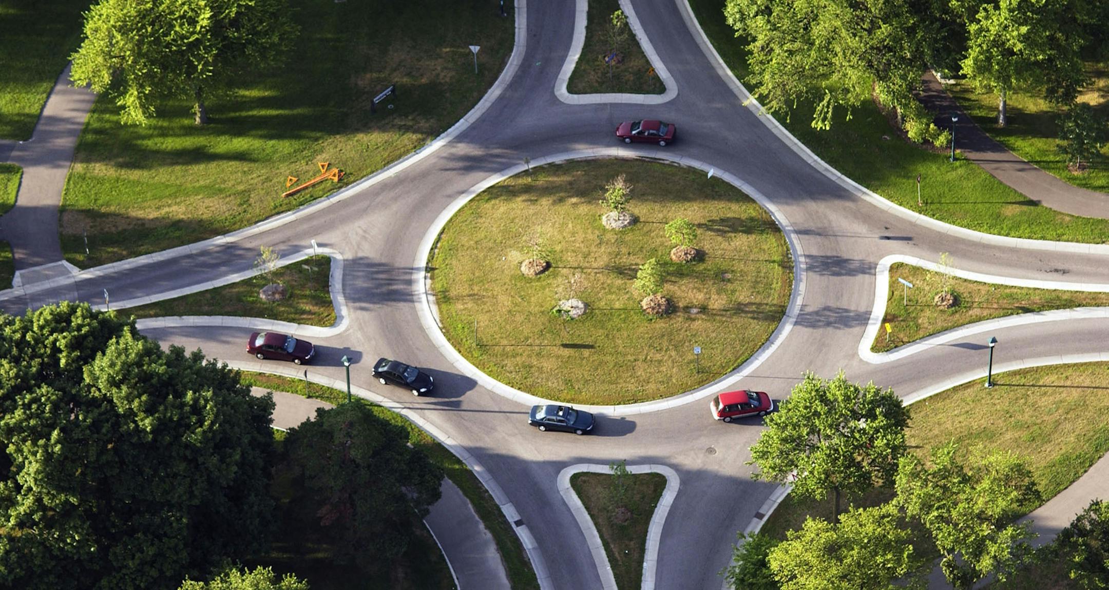 A traffic circle near Minnehaha Falls in Minneapolis.