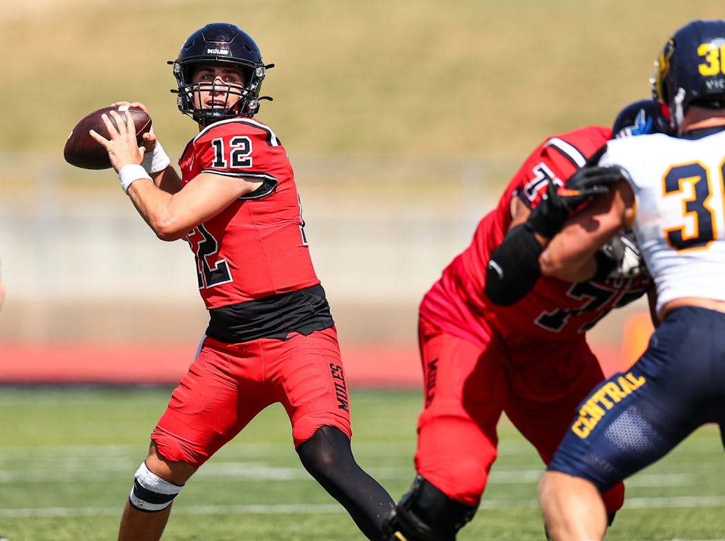 East Ridge grad Zach Zebrowski is getting a chance to show what he can do at Central Missouri. 