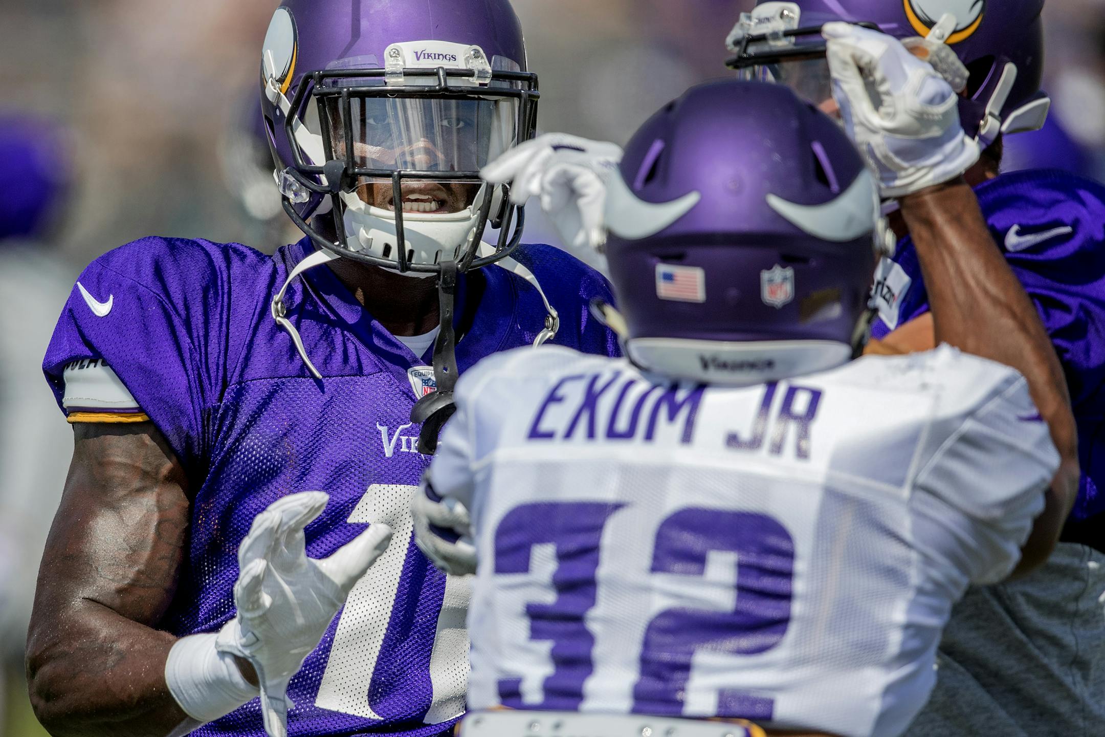 Vikings receiver Laquon Treadwell and safety Antone Exum Jr. traded verbal barbs before lining up against each other in a passing drill, then got into a small altercation.