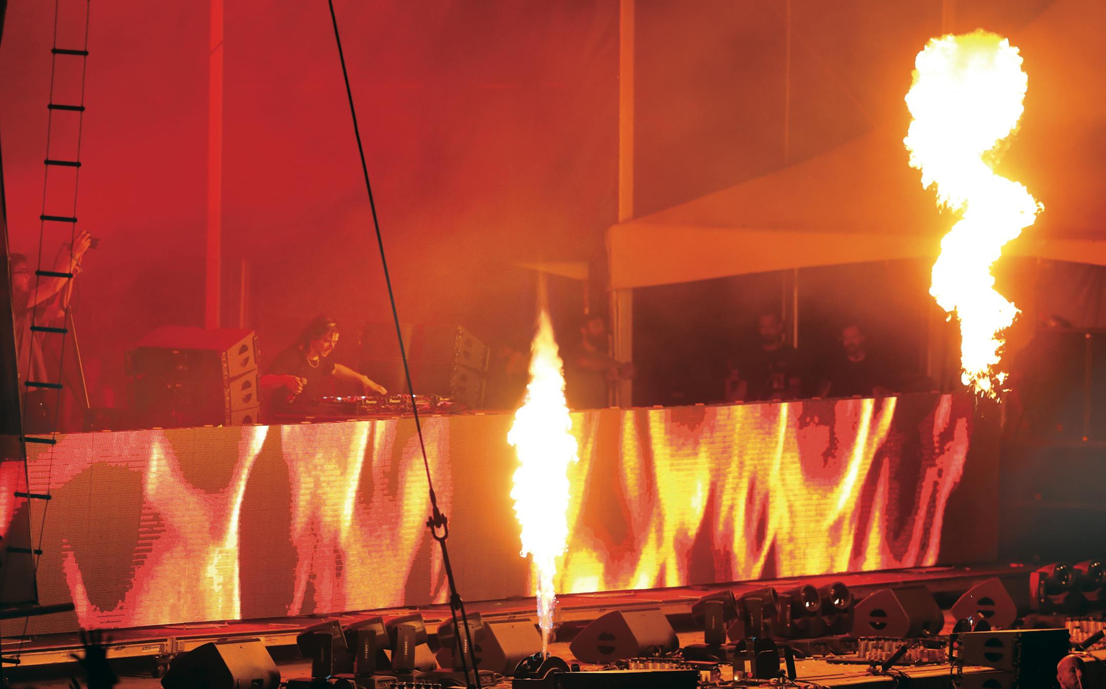 Skrillex fired up the crowd Sunday night. . ] JEFF WHEELER ï jeff.wheeler@startribune.com The final day of the Summer Set Music & Camping Festival at Somerset Amphitheater culminated with a rare area appearance by electronic megastar Skrillex on Sunday night, August 14, 2016 in Somerset, WI.