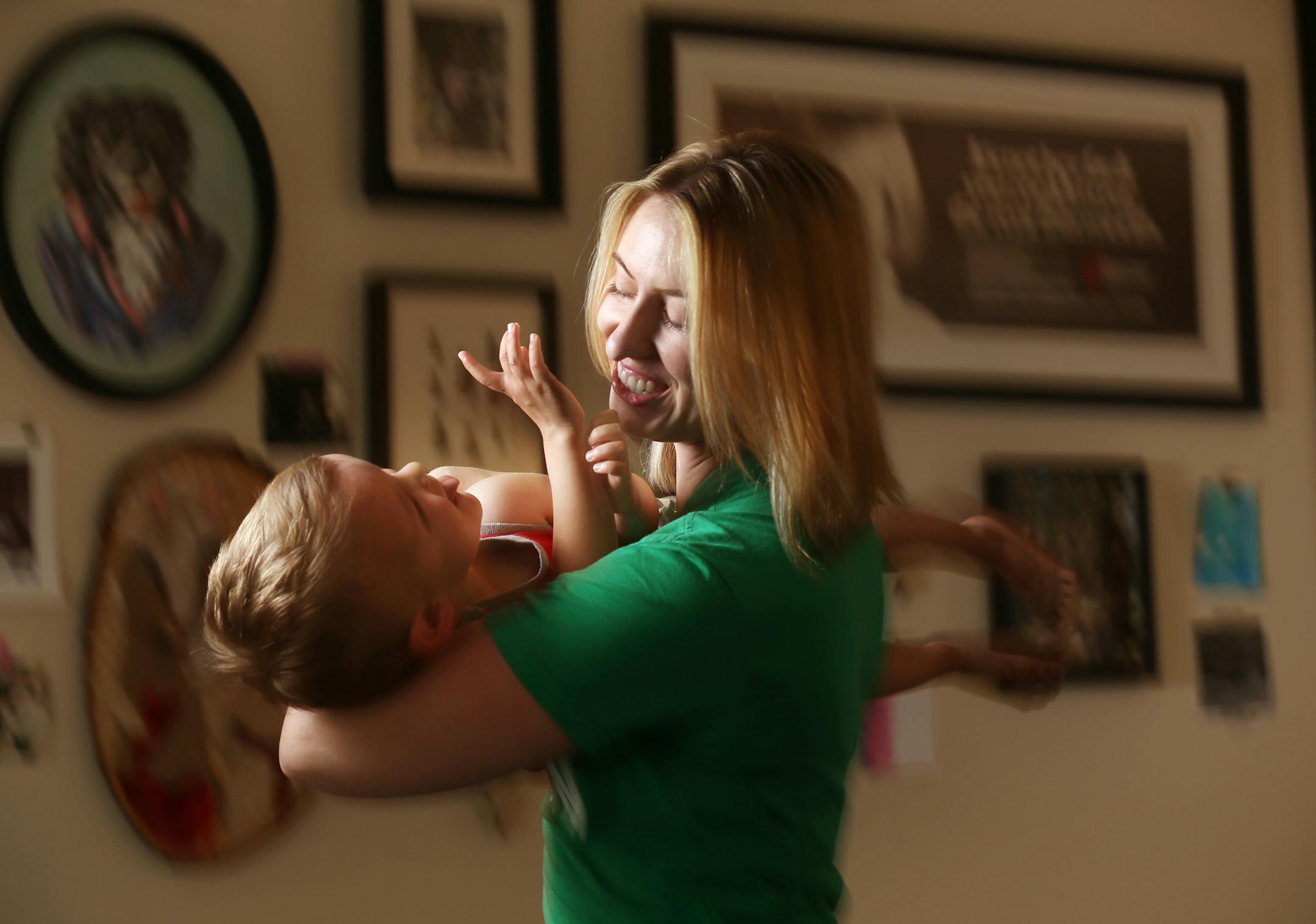 Nora McInerny Purmort played with her son Ralph at her home.