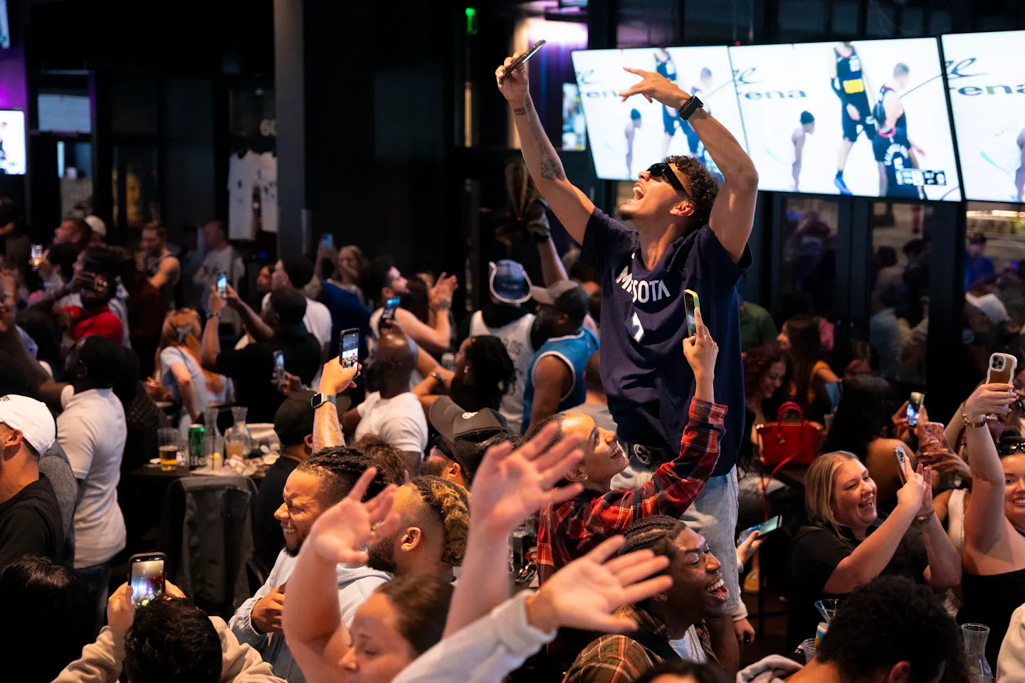 How to watch Timberwolves: Team throwing a parking lot party in downtown Minneapolis Friday - Vimarsana News