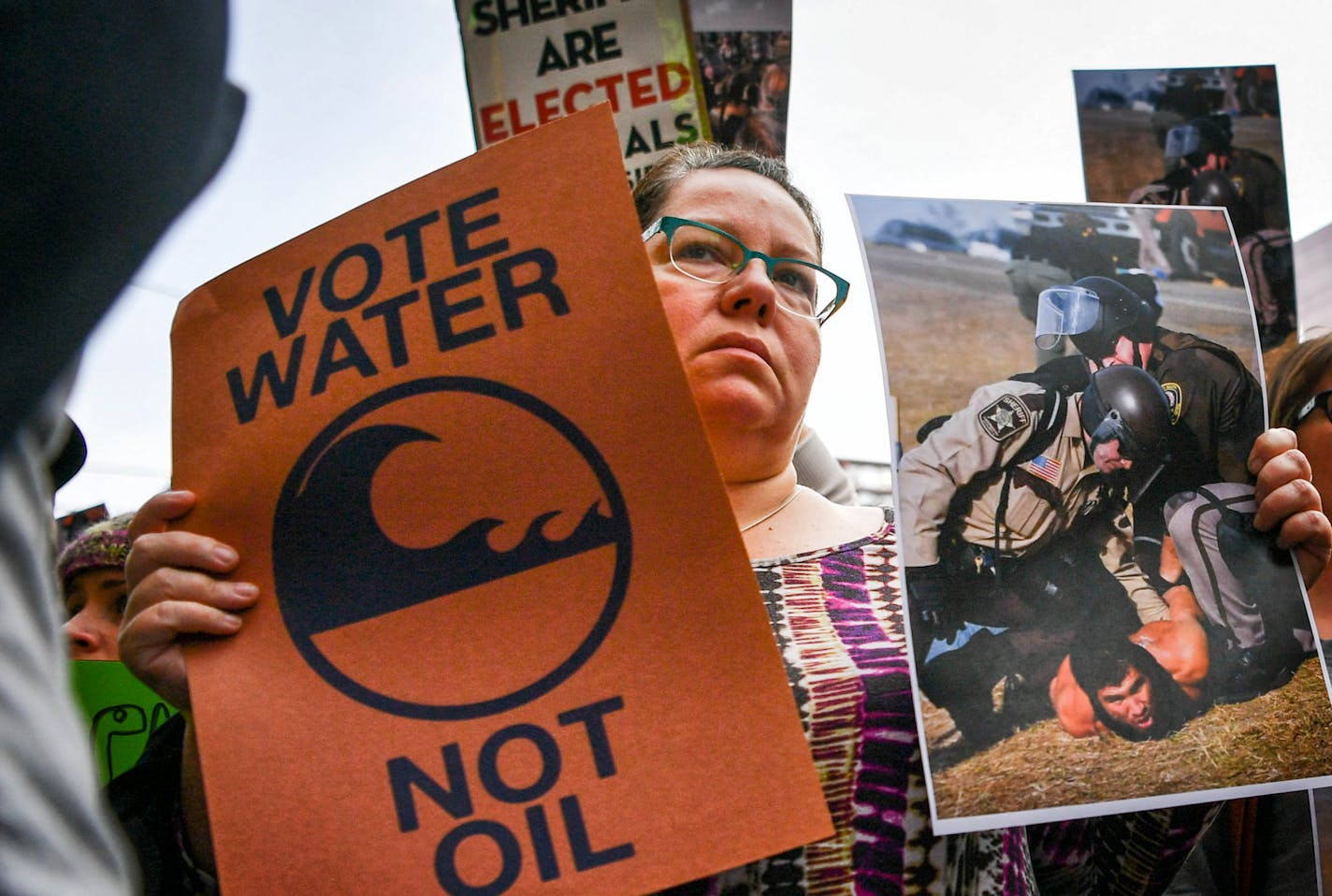 Robin Mavis was one of the protesters outside Minneapolis City Hall, angered that Hennepin County Sheriff deputies were participating in Standing Rock where Native People are fighting the pipeline. ] GLEN STUBBE * gstubbe@startribune.com Friday, October 28, 2016