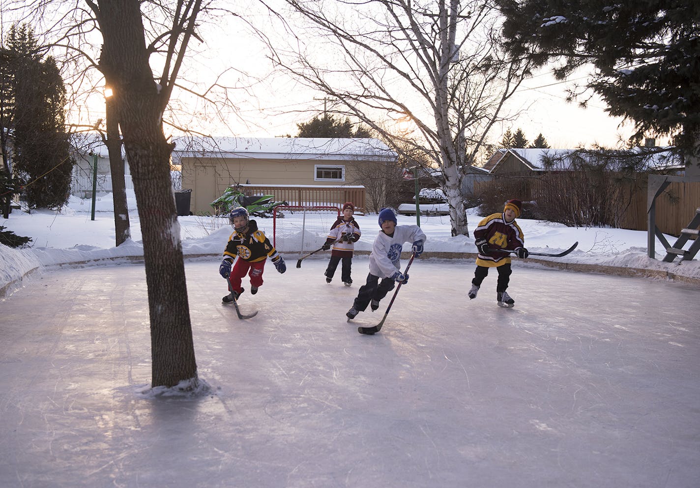 Pond Hockey: Frozen Moments book