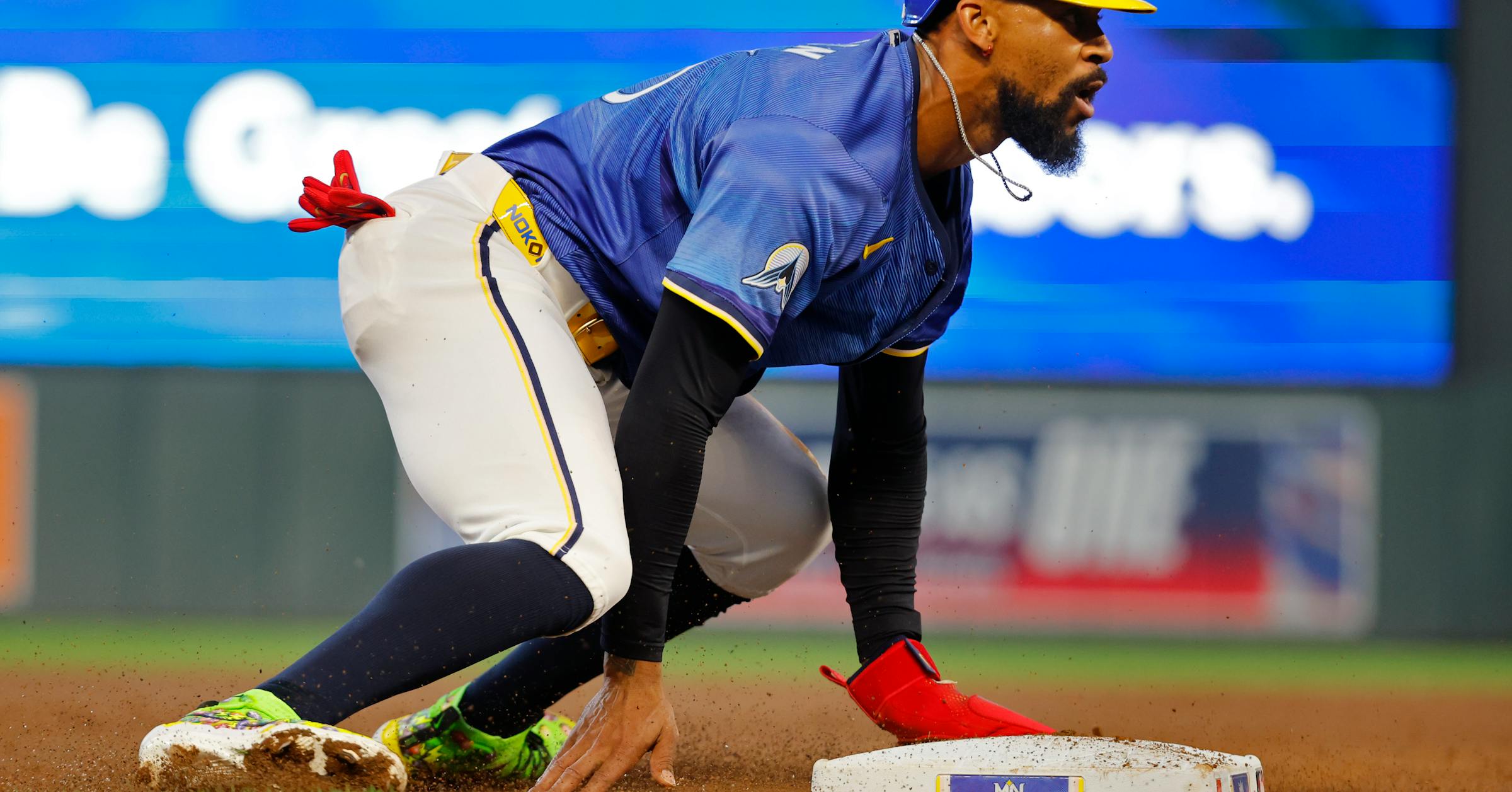 MN Twins offense continues to hum in 7-4 win over San Diego Padres