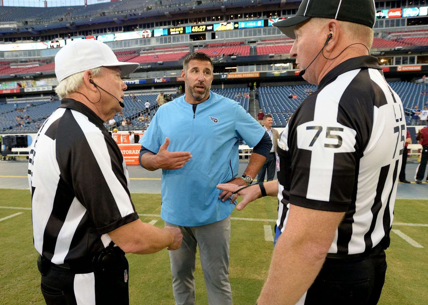 Tennessee Titans head coach Mike Vrabel