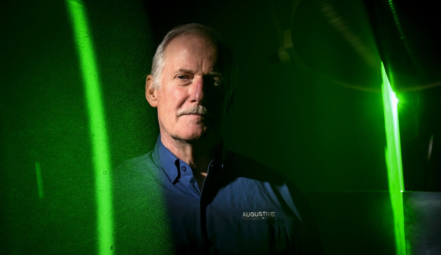 Dr. Scott Augustine, inventor of the Bair Hugger, used laser light and a fog machine to demonstrate what he says are the inherent dangers of the device.