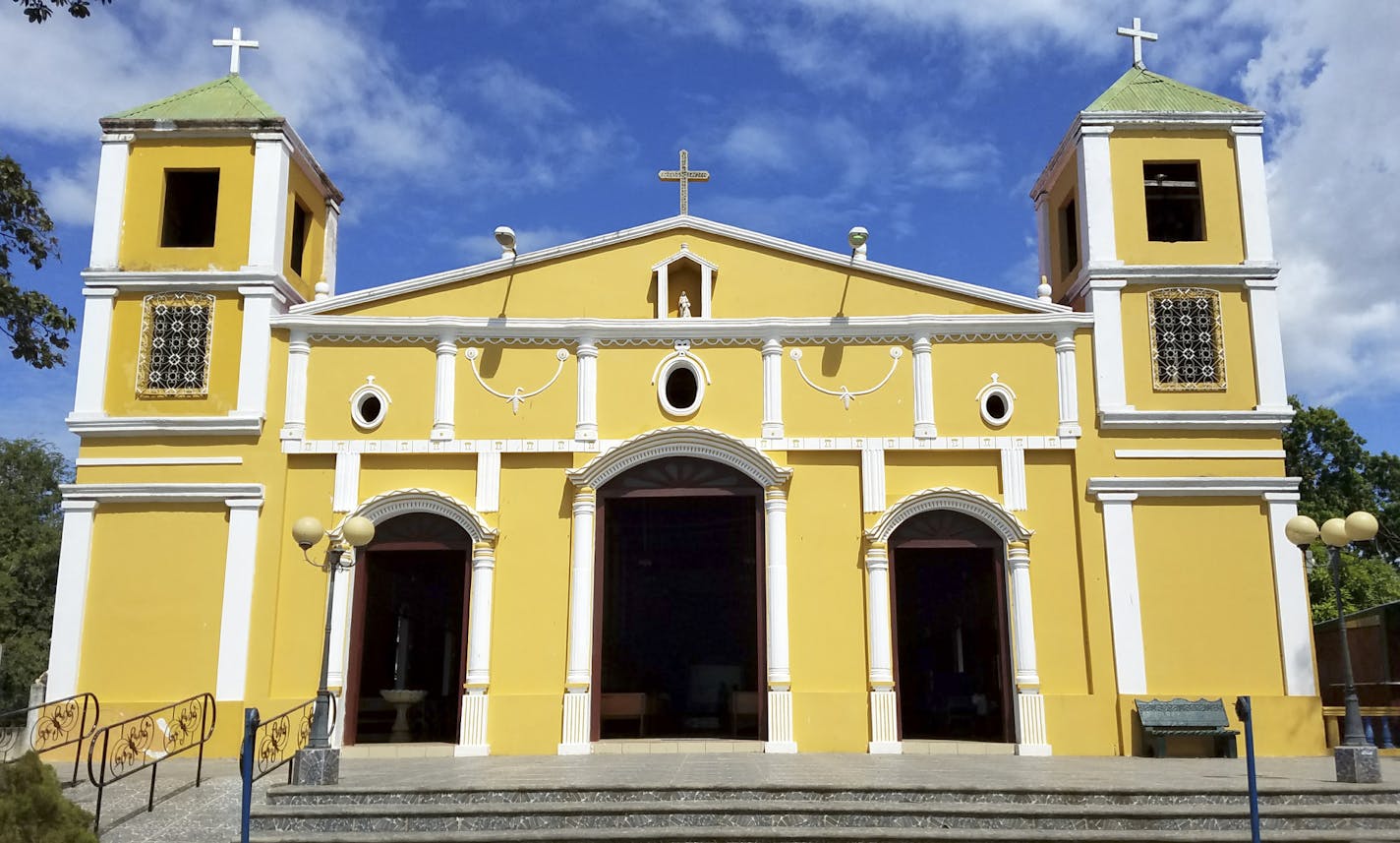 Nicaragua: yoga, surfing and a double-volcano island. San Juan del Sur, Granada and Ometepe . Photos by Simon Groebner