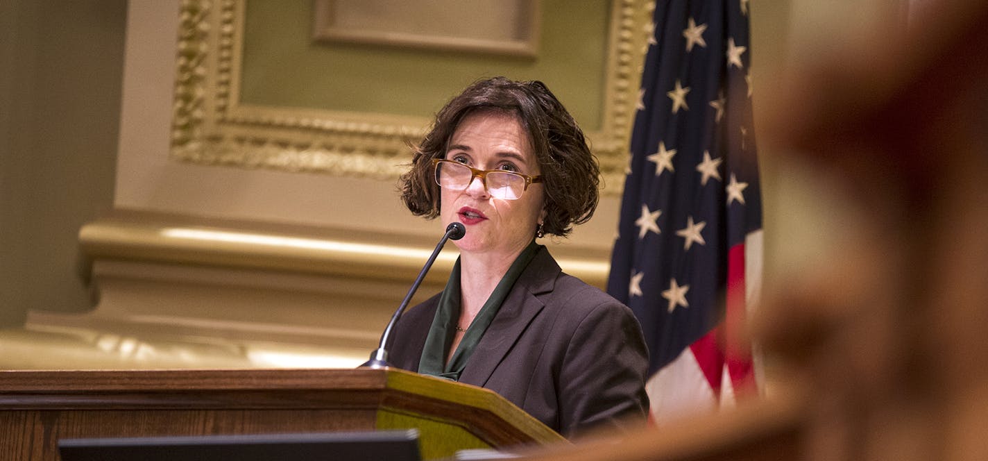 Minneapolis Mayor Betsy Hodges delivers her 2016 budget address to the City Council at Minneapolis City Hall on Wednesday, August 12, 2015. ] LEILA NAVIDI leila.navidi@startribune.com / ORG XMIT: MIN1508121311371237