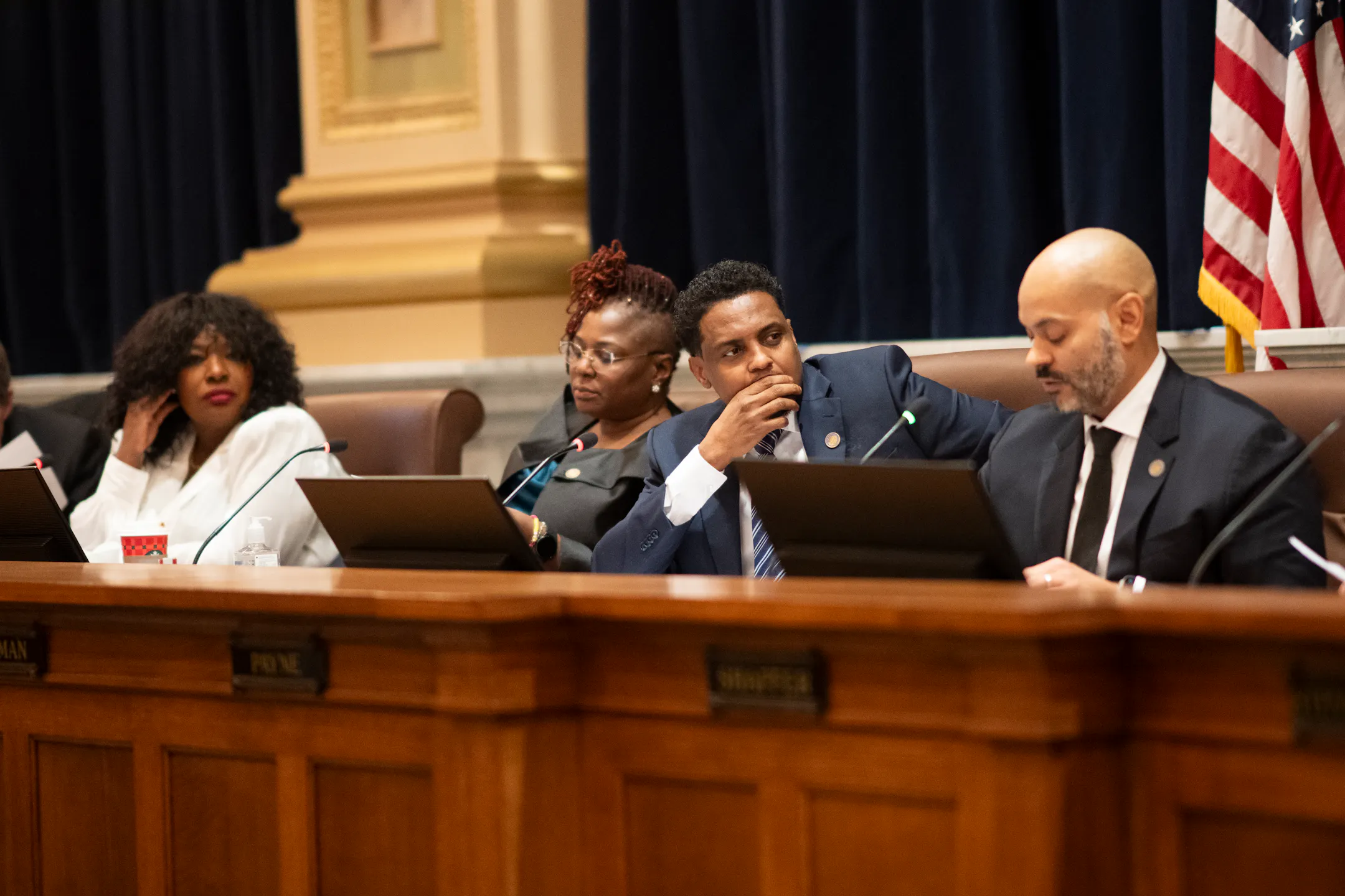 Arc Model Mps Readers Write: Scrapping at City Hall, race for governor, death of ...