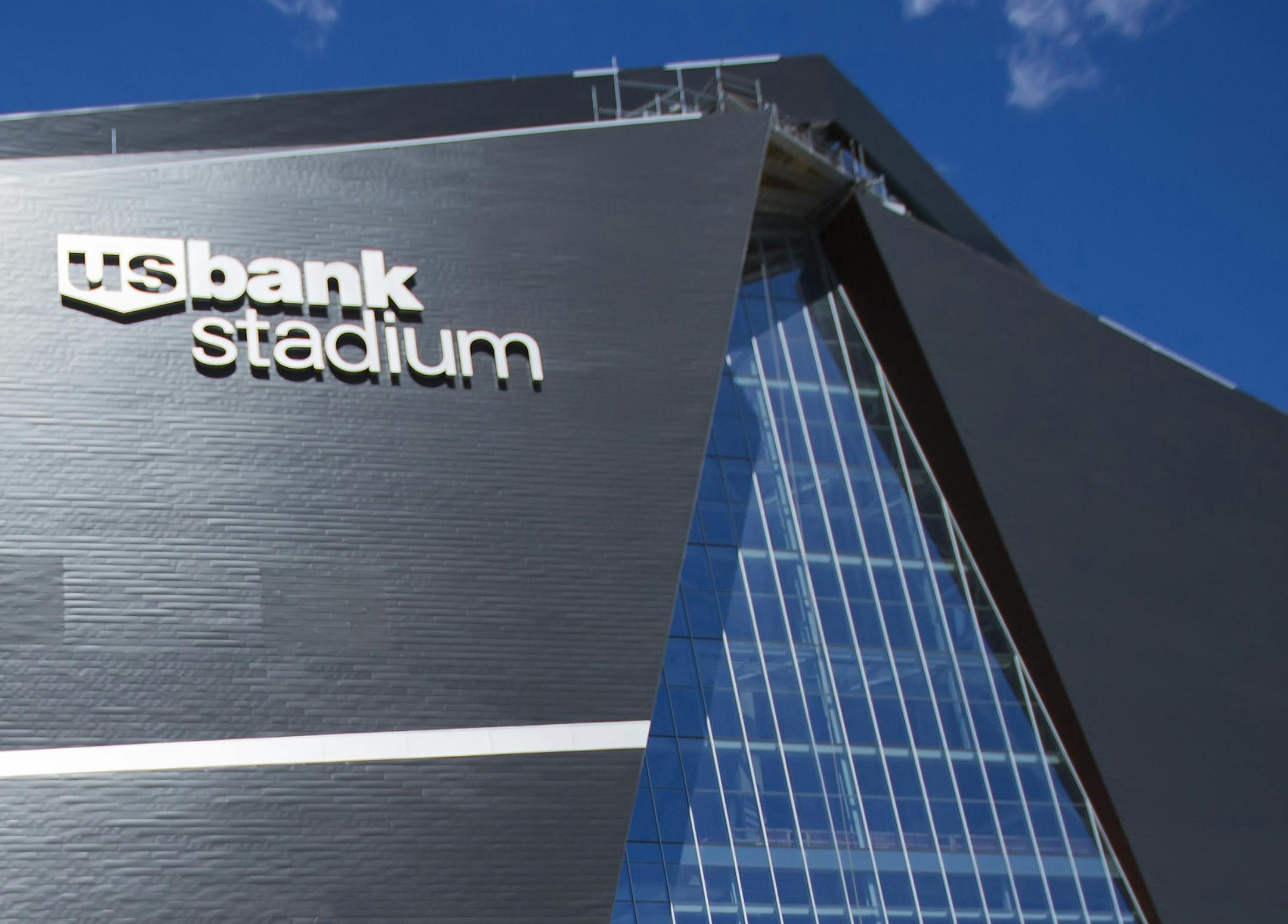 Sid Hartman got a tour of the new Vikings stadium on Thursday along with Vikings stadium VP Lester Bagley. ] Brian.Peterson@startribune.com Minneapolis, MN - 7/30/2015 ORG XMIT: MIN1507301659320380