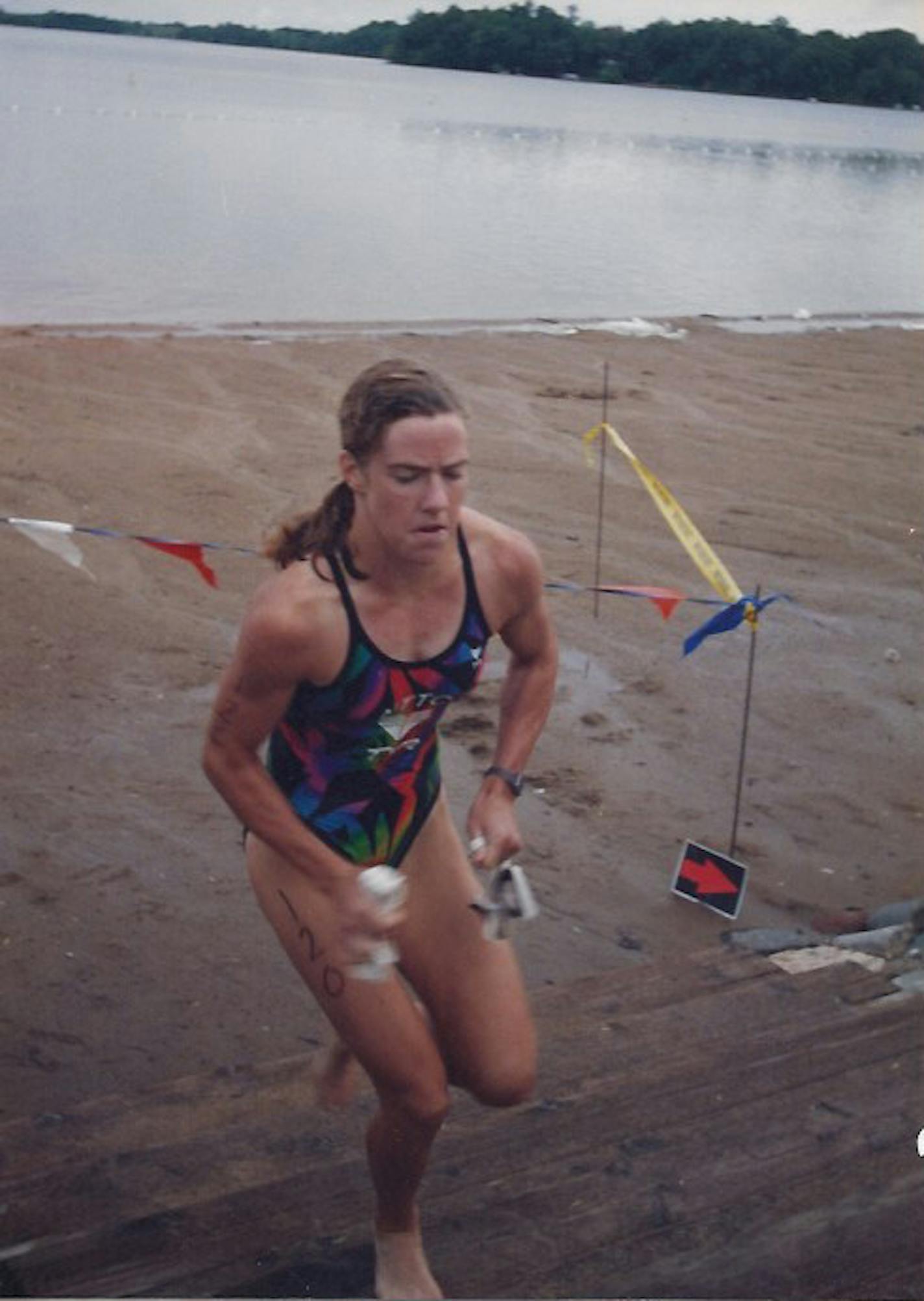 Heidi Miler competing in 1990.