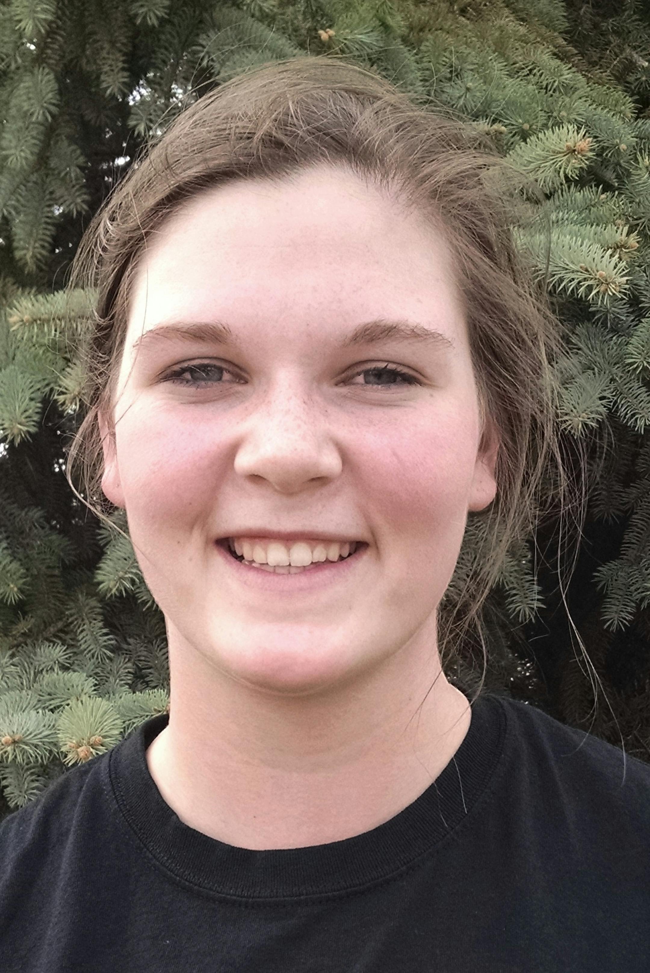 Rebecca Manteuffel, Mayer Lutheran track and field, jr., 2015-16
