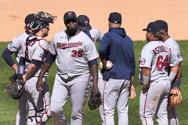 How low can they go? Twins swept, drop to worst record in major leagues