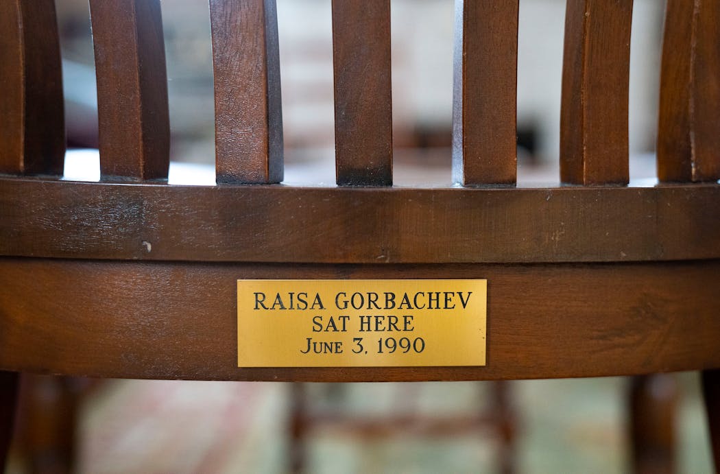A plaque marks Raisa Gorbachev’s chair at the home of Steve and Karen Watson in Minneapolis.