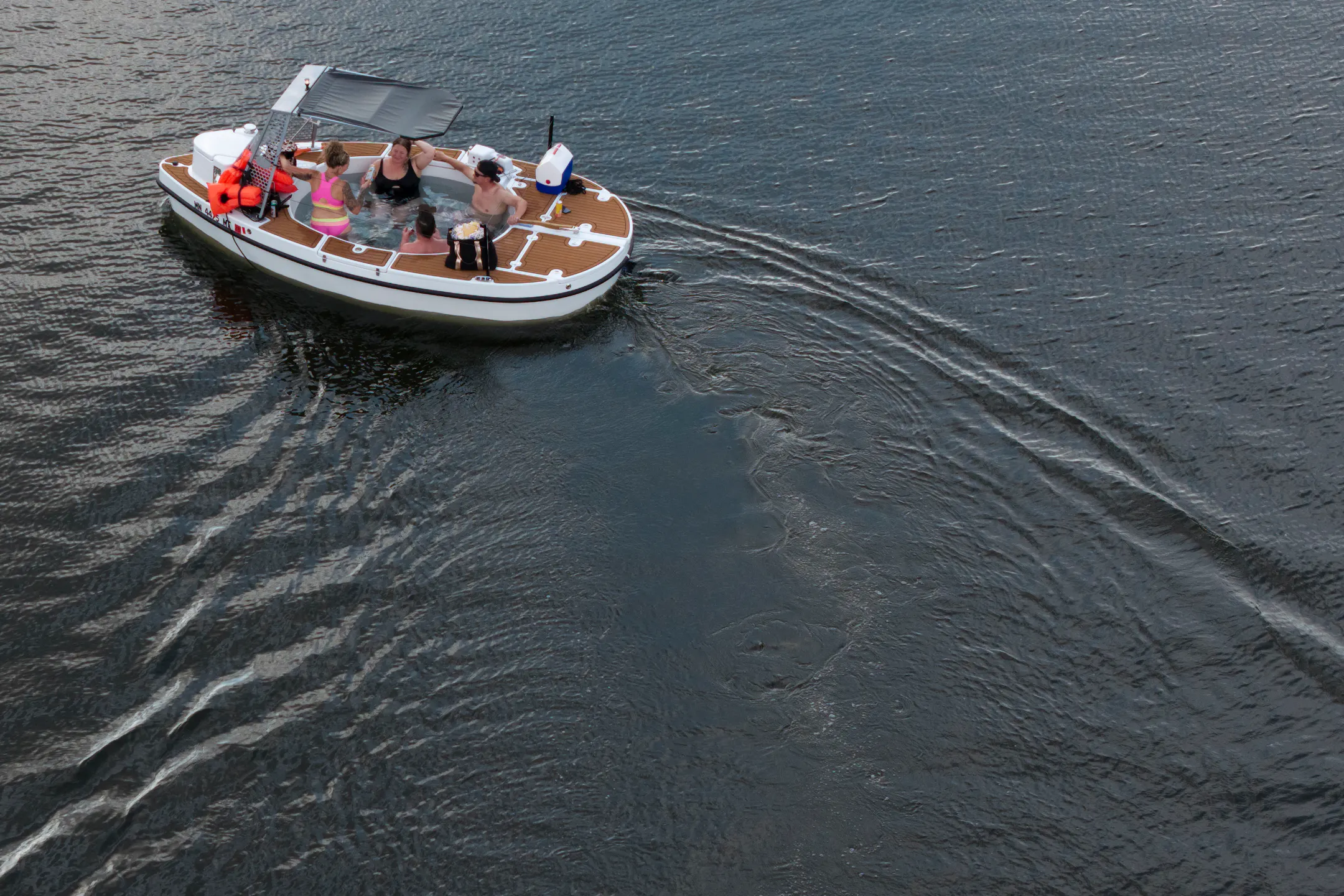 Hot Boating Minnesota Hot Tub Boats launches on Mississippi River