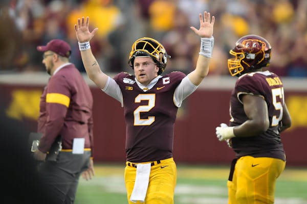Gophers quarterback Tanner Morgan celebrated after his game-winning touchdown throw to Tyler Johnson
